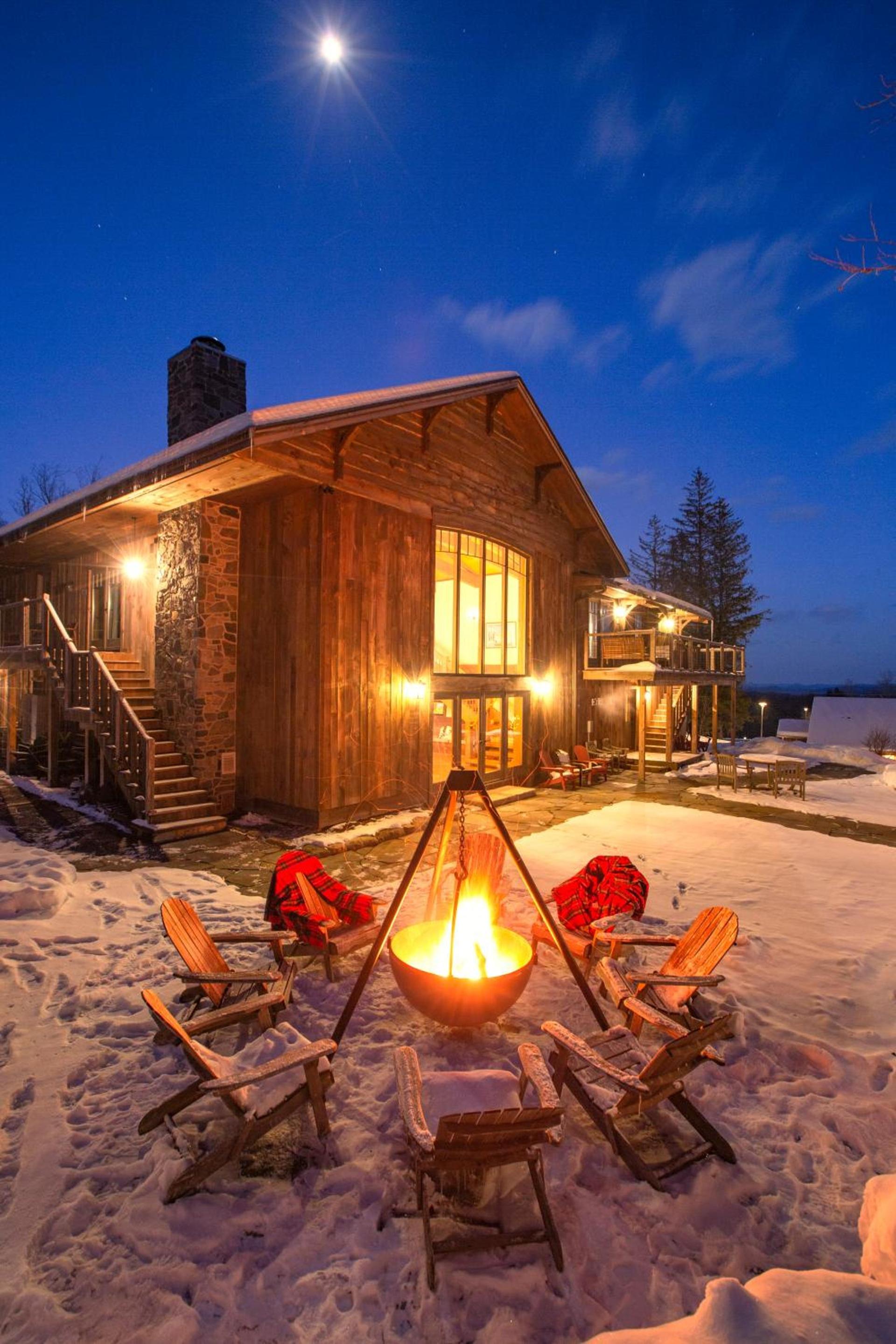 Seesaw's Lodge photo 1