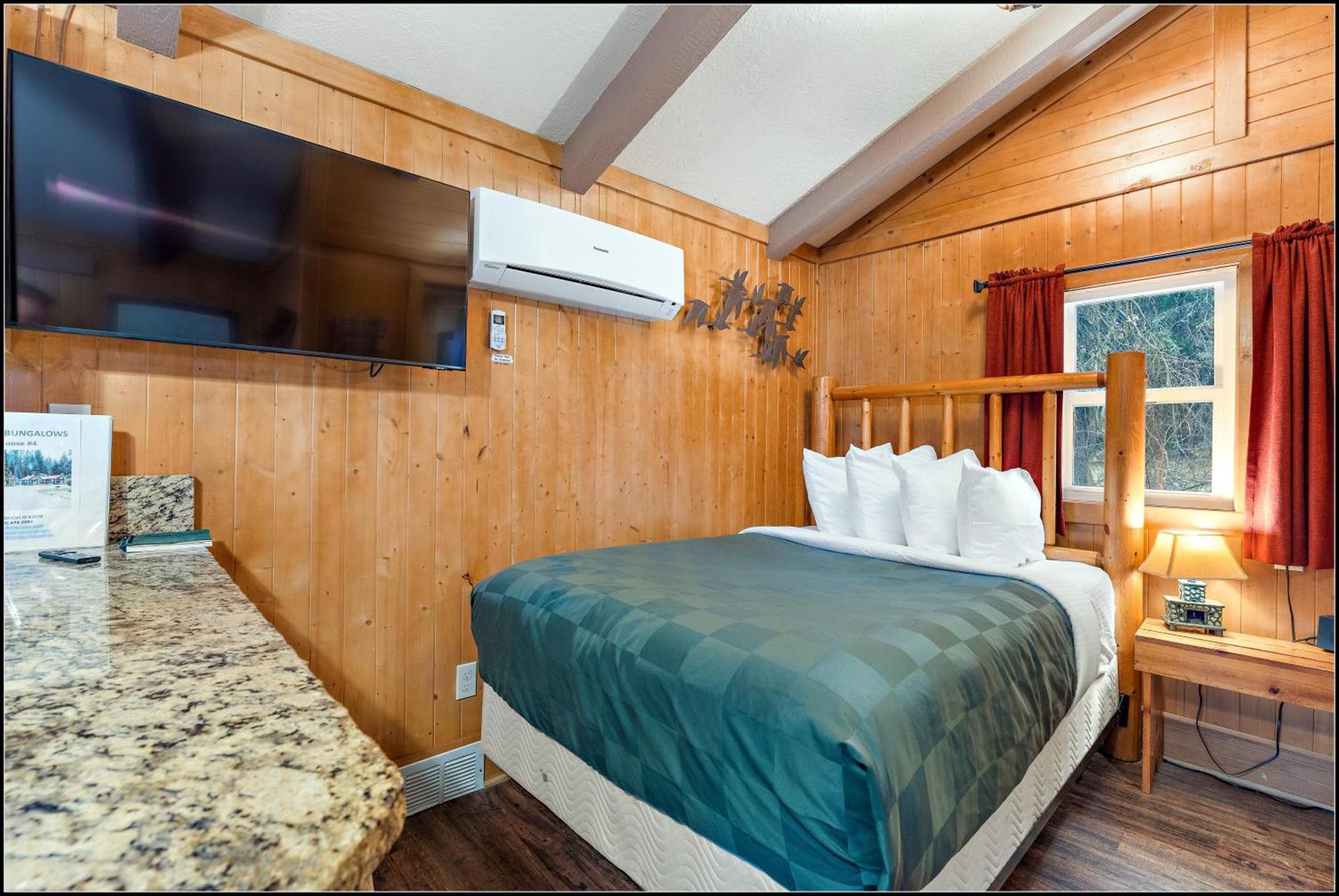 Brundage Bungalows photo 44