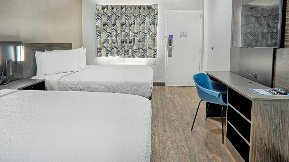 Motel 6-Lancaster, CA photo 20