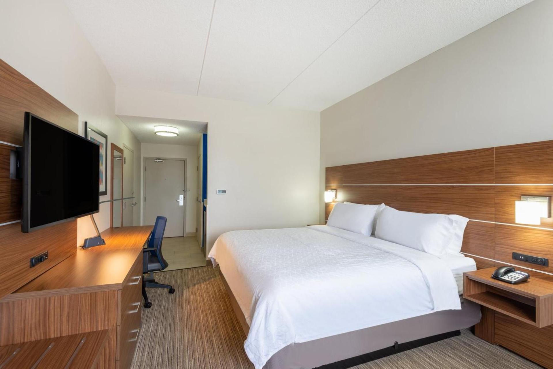 Holiday Inn Express Vermilion by IHG photo 14