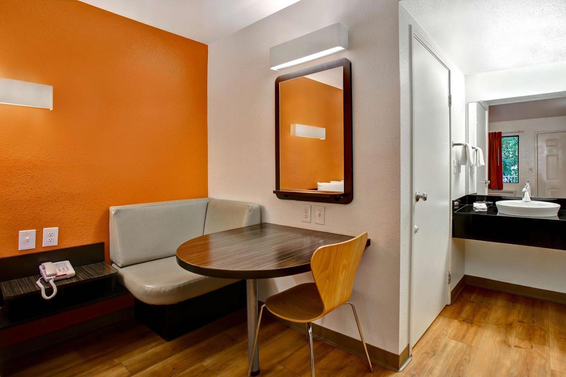 Motel 6-Sunnyvale, CA - North photo 6