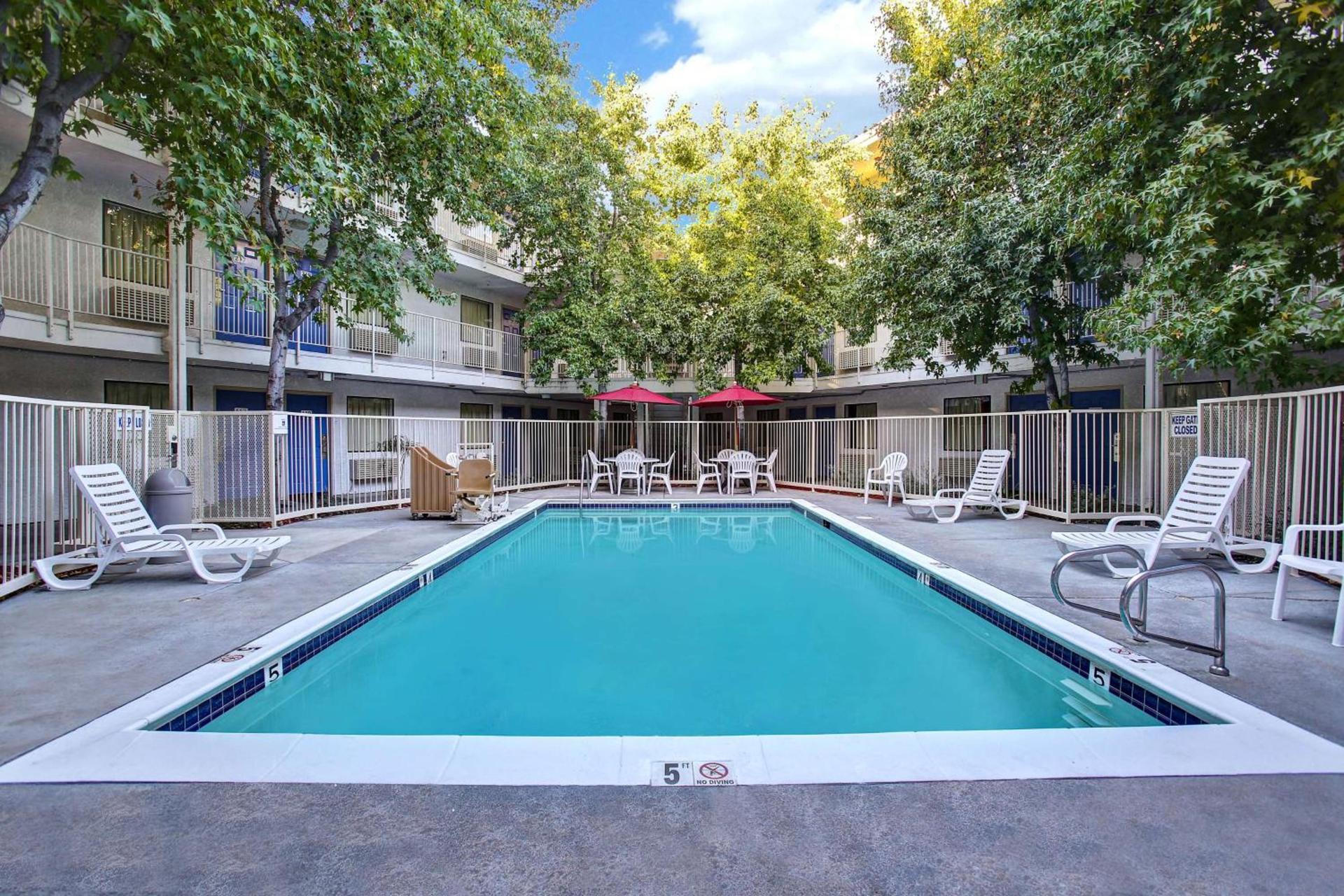 Motel 6-Sunnyvale, CA - North photo 5