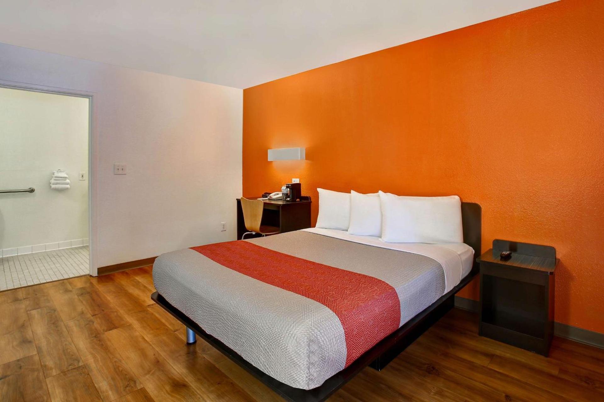 Motel 6-Sunnyvale, CA - North photo 12