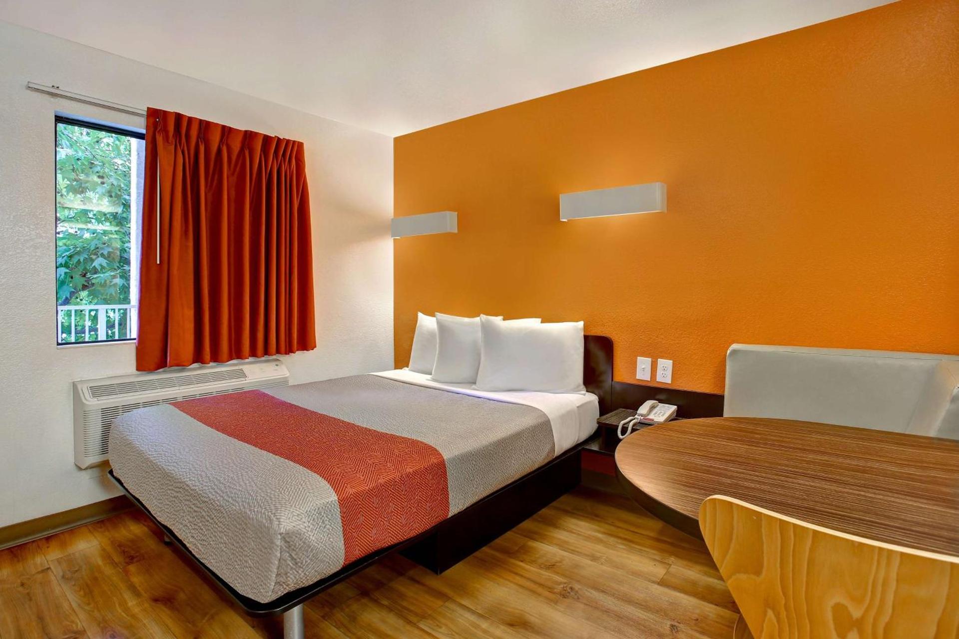 Motel 6-Sunnyvale, CA - North photo 14