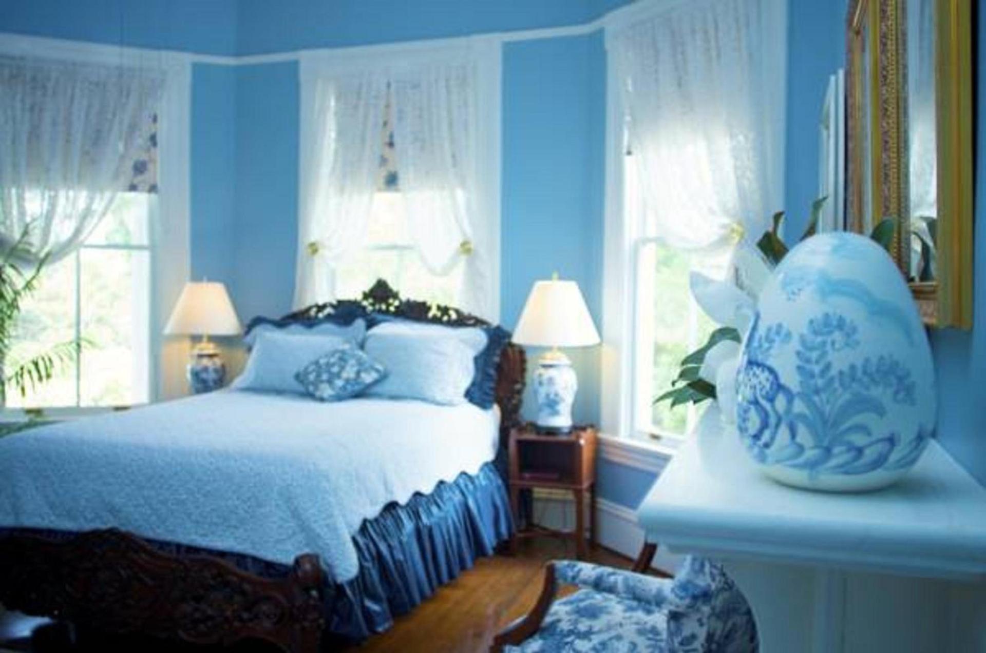Lookaway Inn photo 43