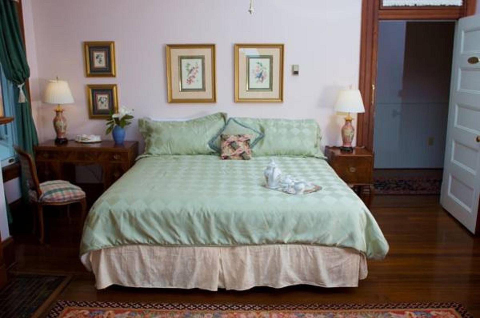 Lookaway Inn photo 50