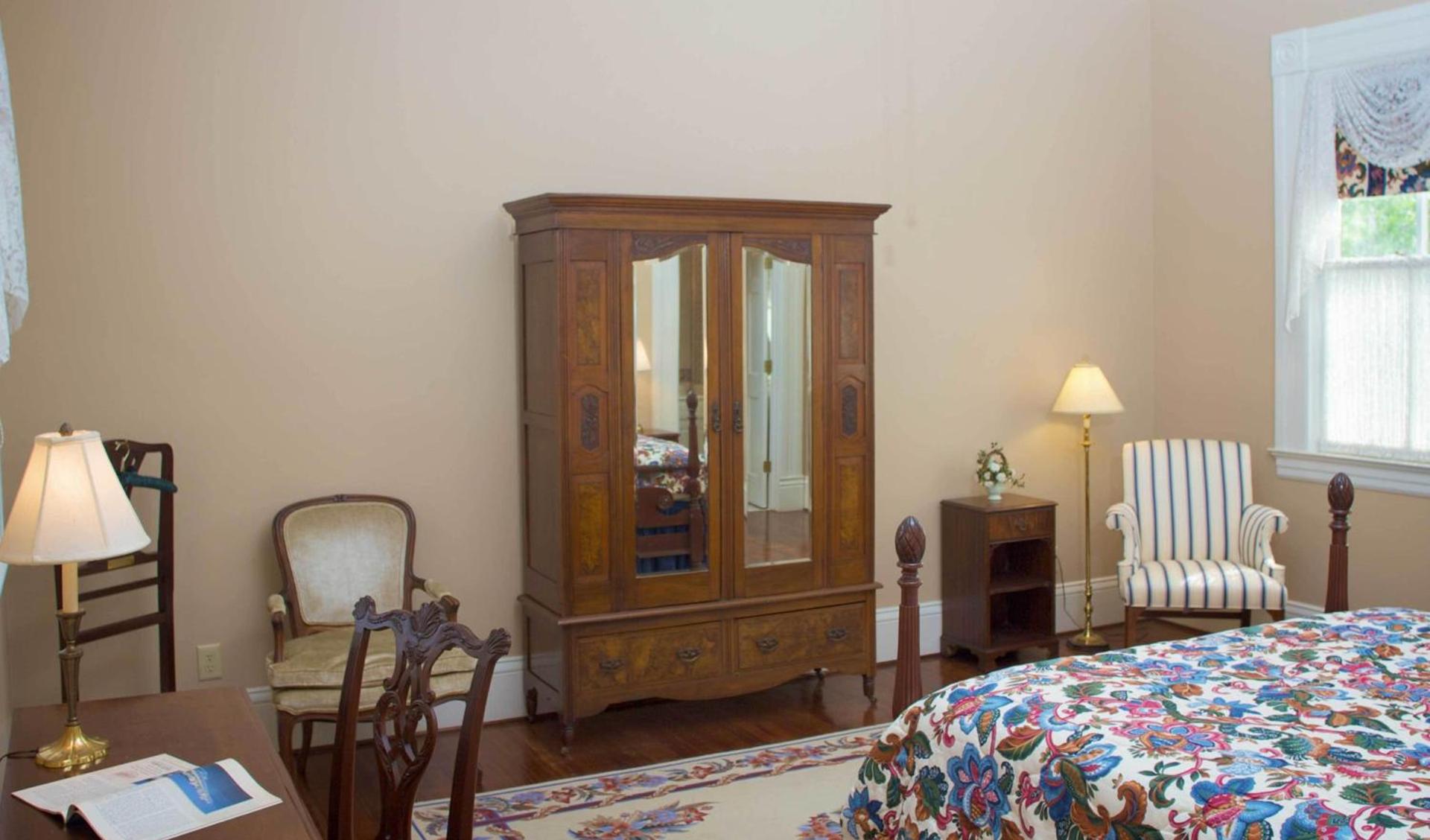 Lookaway Inn photo 56