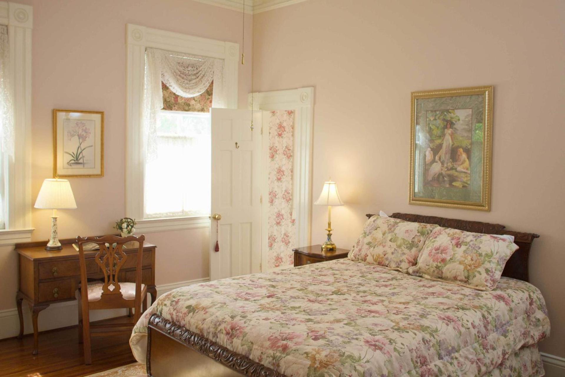 Lookaway Inn photo 57