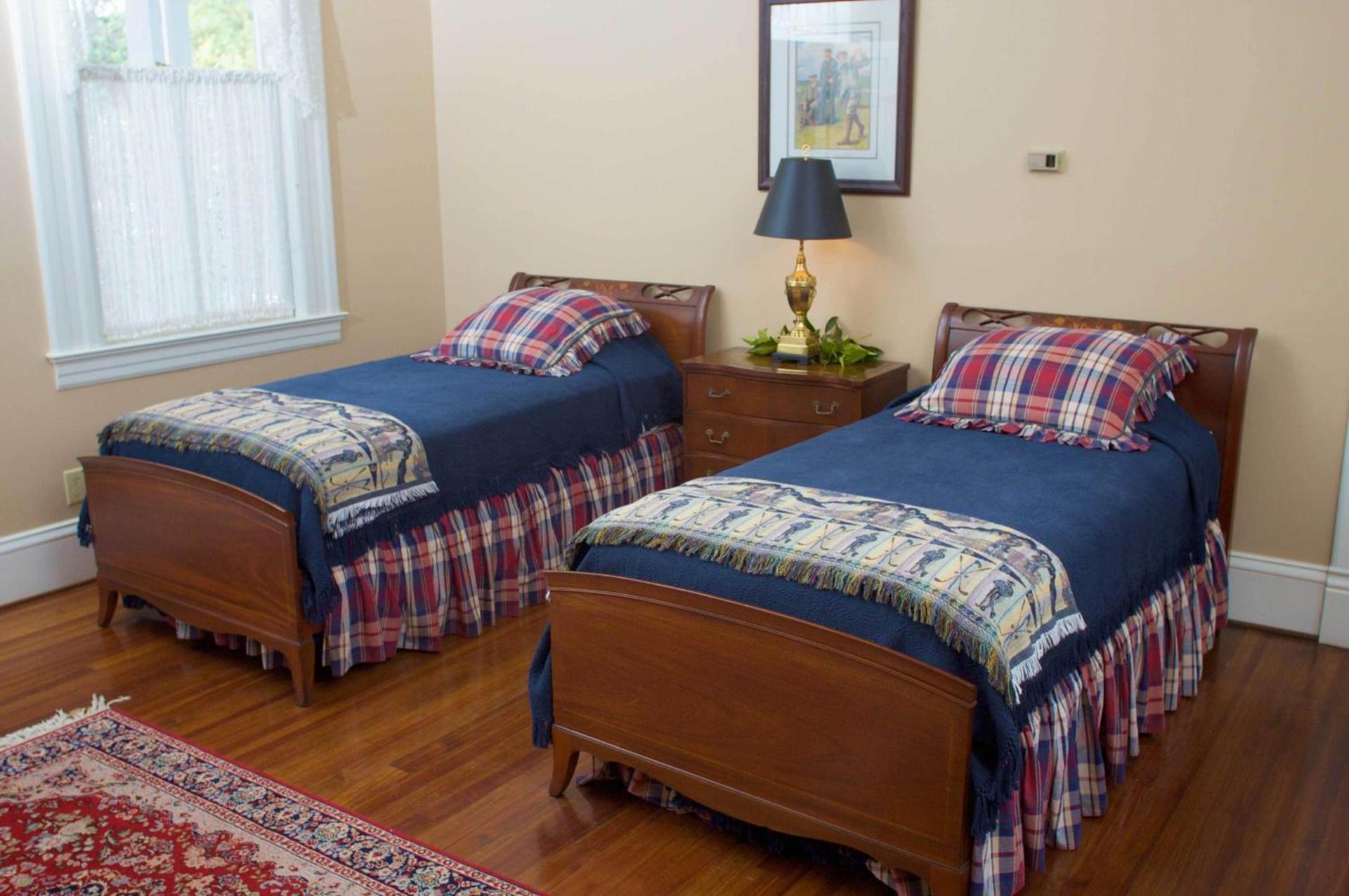 Lookaway Inn photo 60