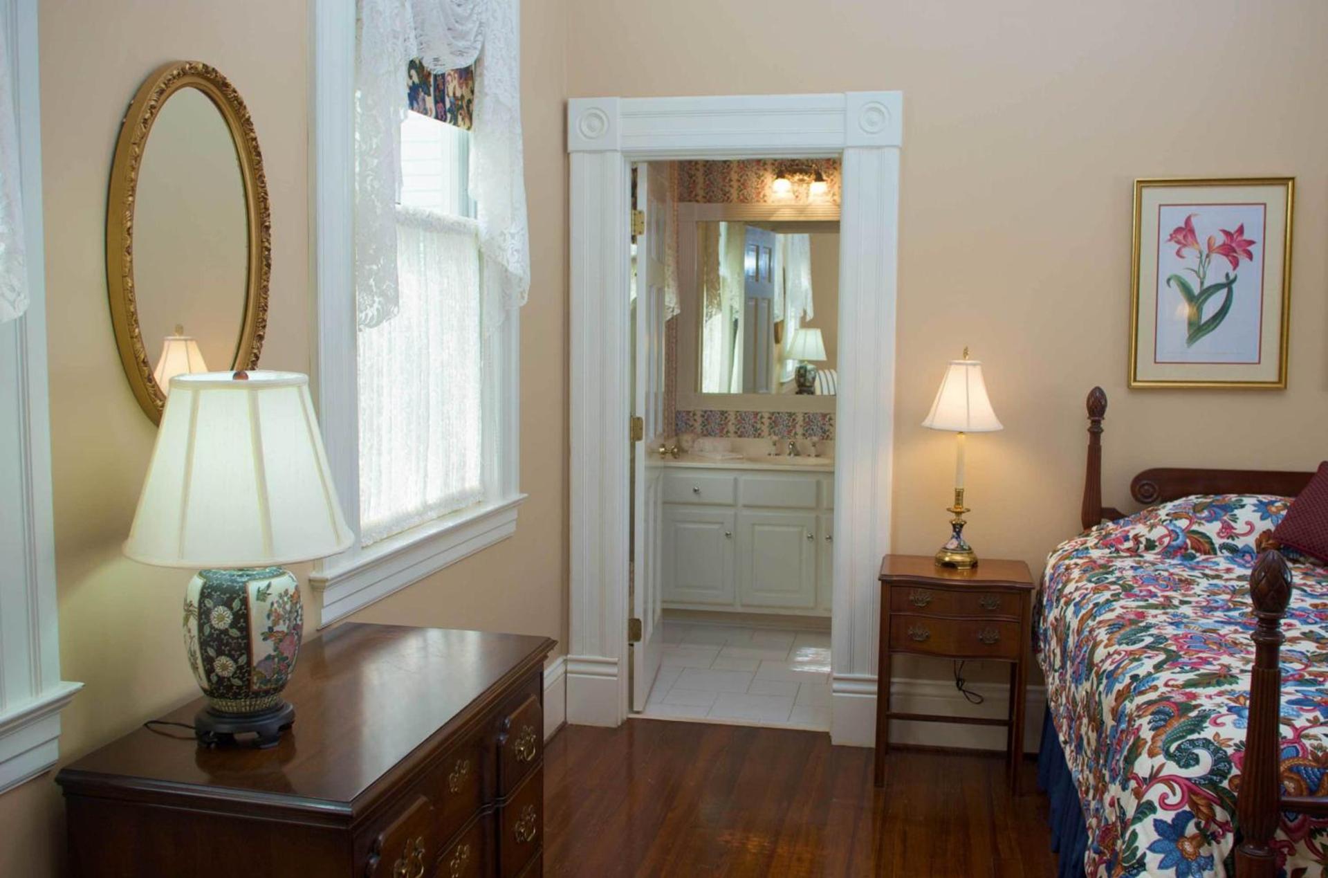 Lookaway Inn photo 15