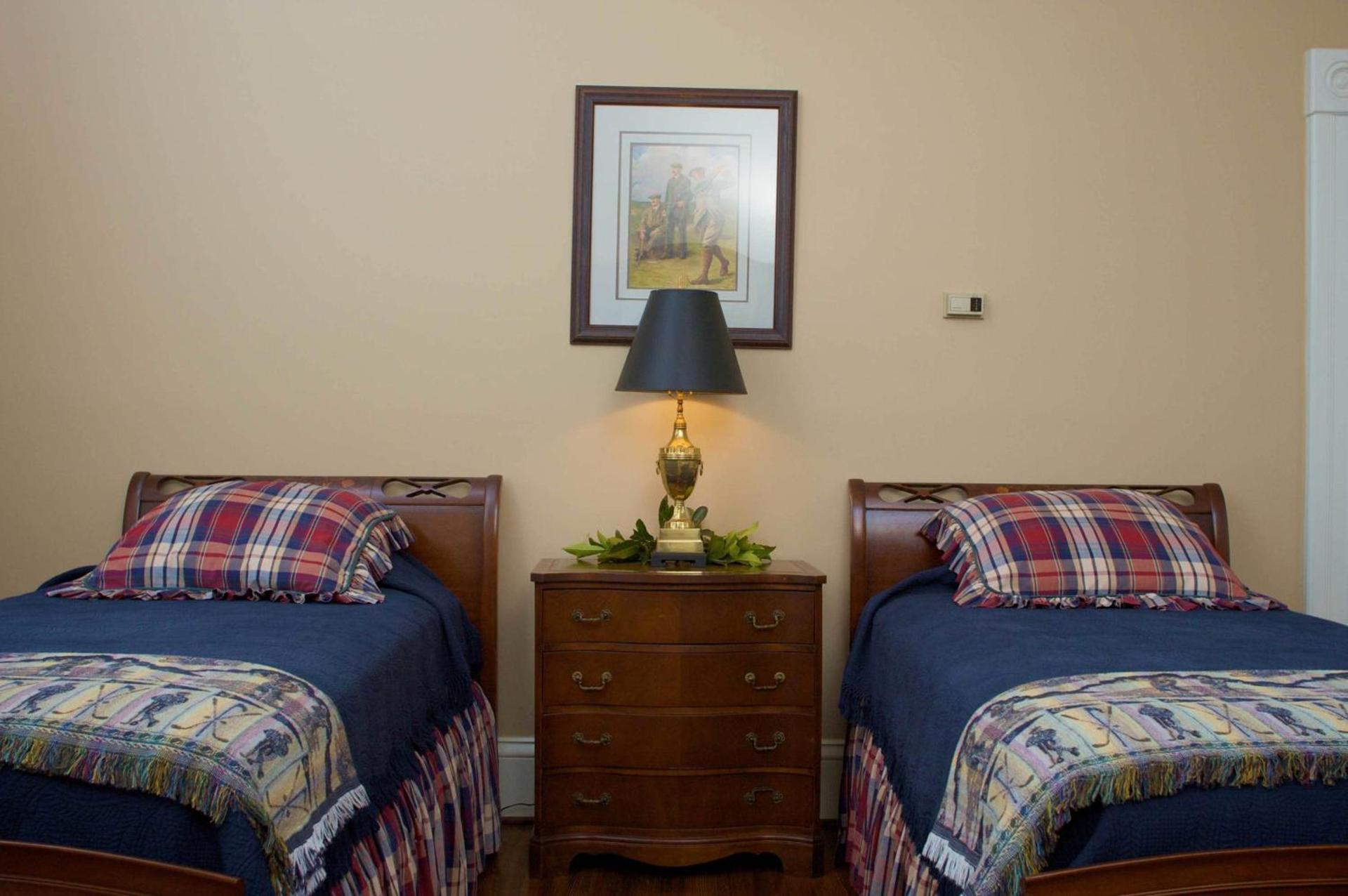Lookaway Inn photo 21
