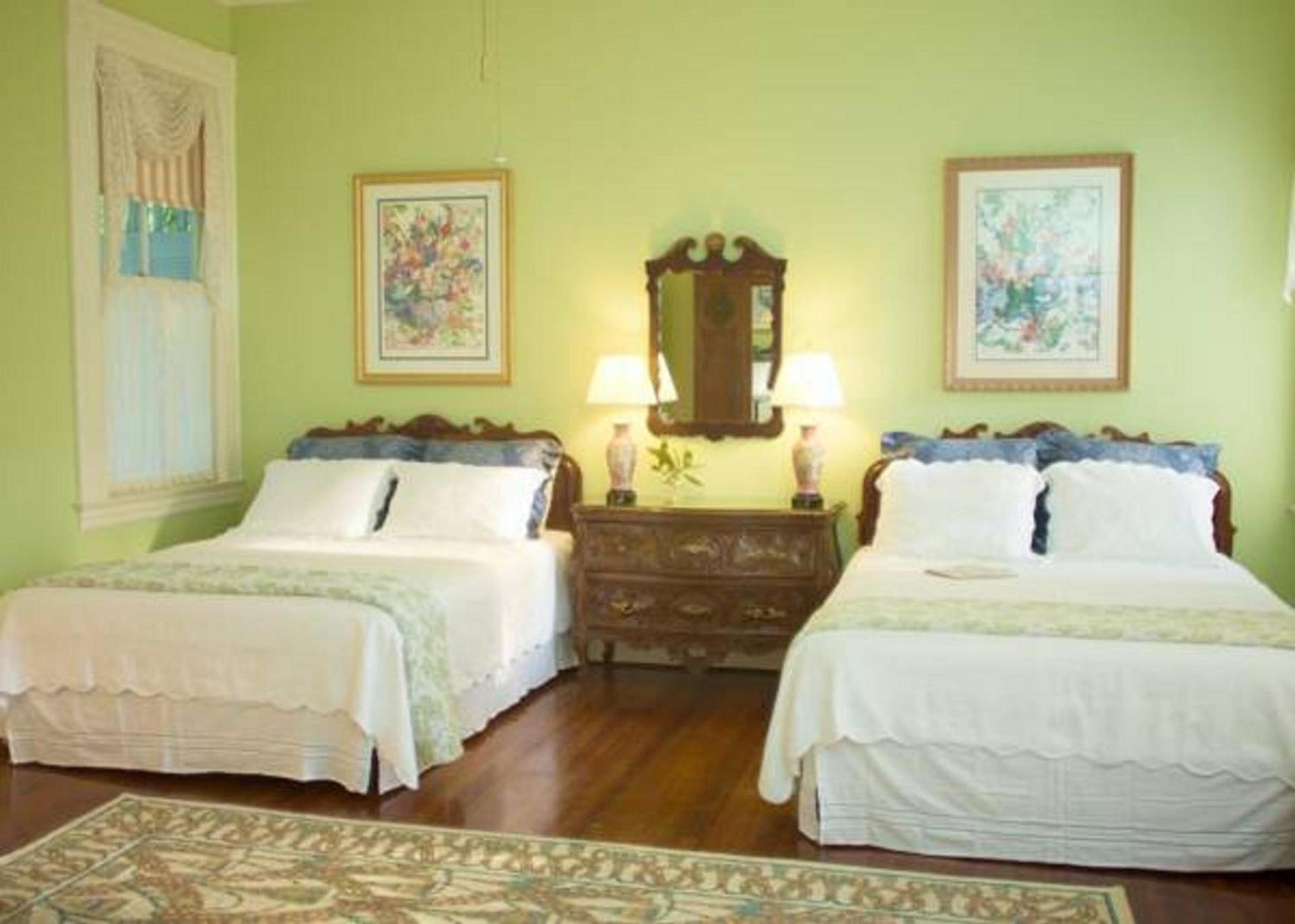 Lookaway Inn photo 27