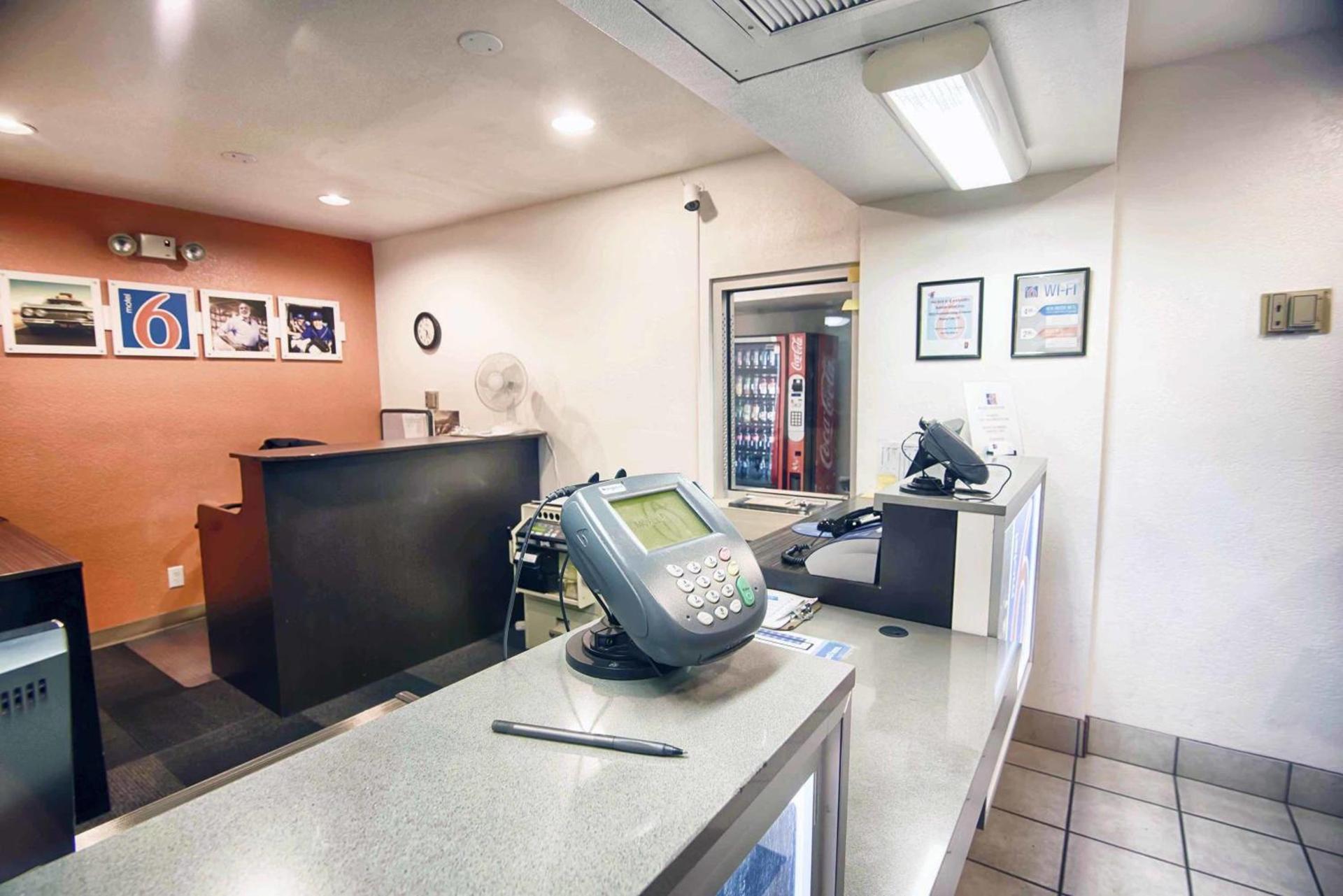Motel 6-Mammoth Lakes, CA photo 49