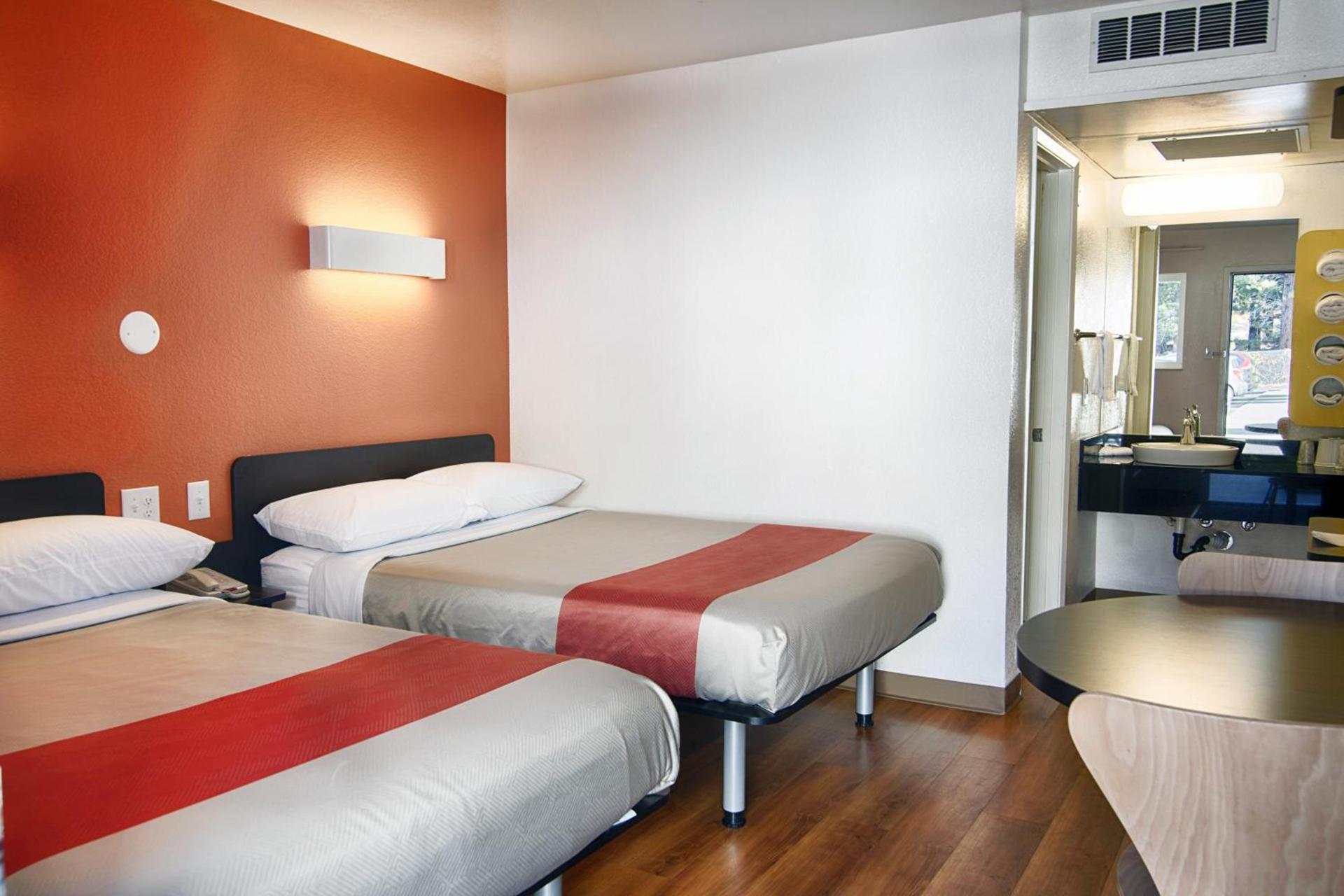 Motel 6-Mammoth Lakes, CA photo 65