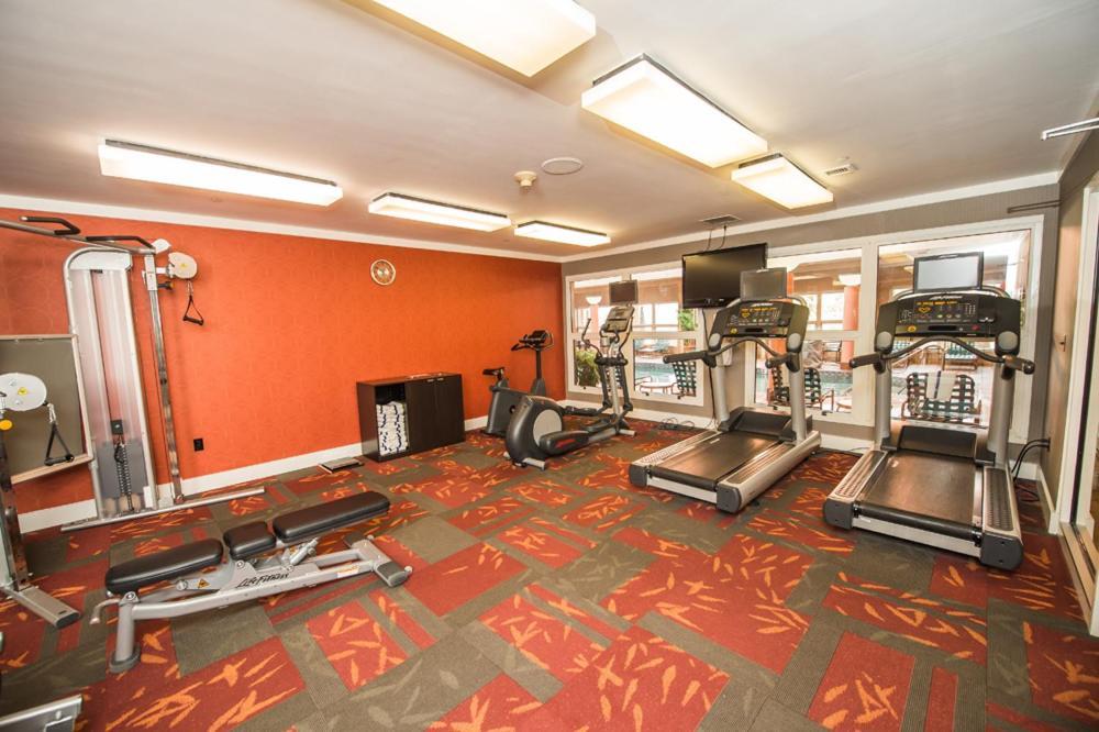 Hawthorn Suites by Wyndham Erie photo 41