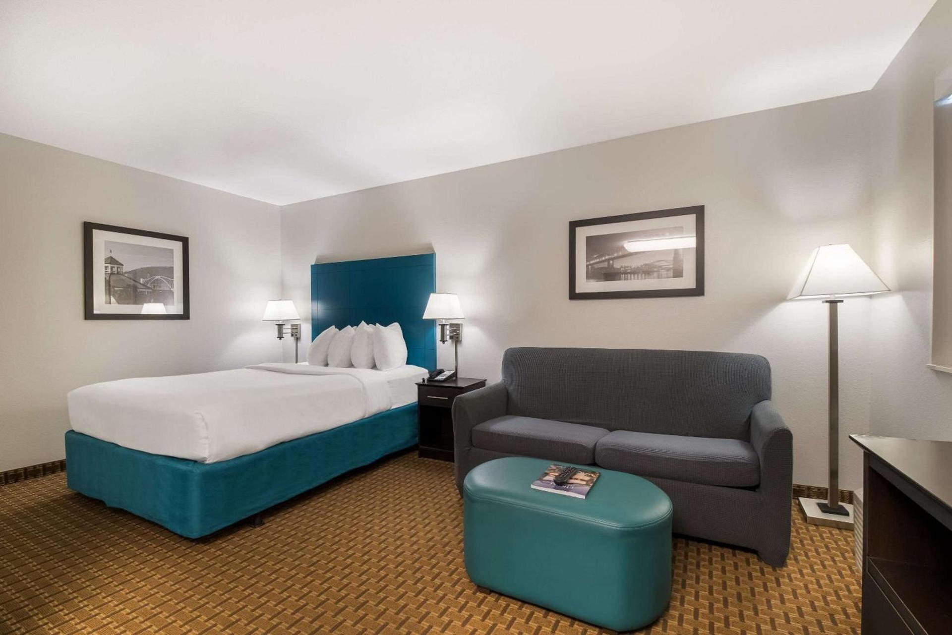 MainStay Suites Chattanooga Hamilton Place photo 8