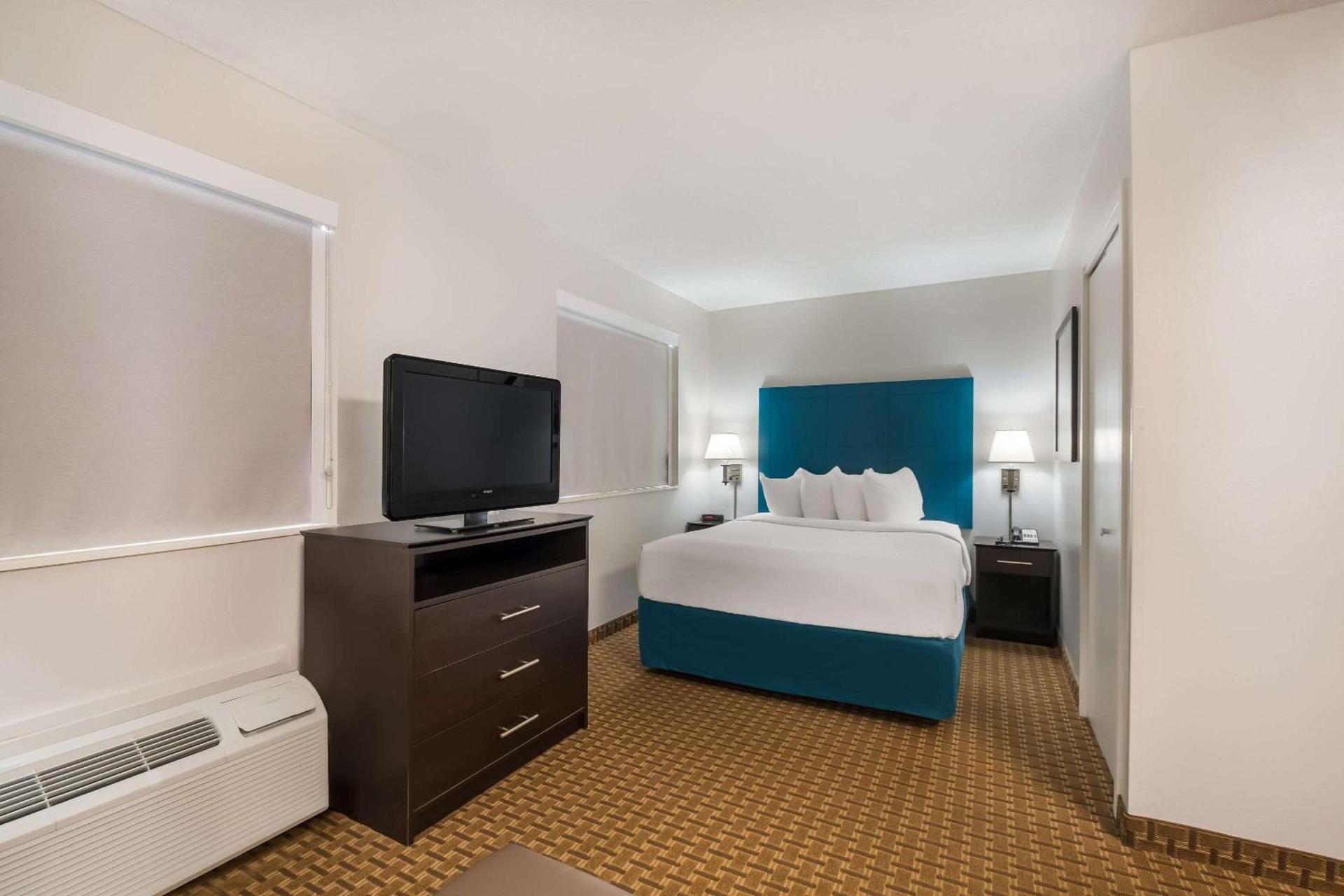MainStay Suites Chattanooga Hamilton Place photo 15