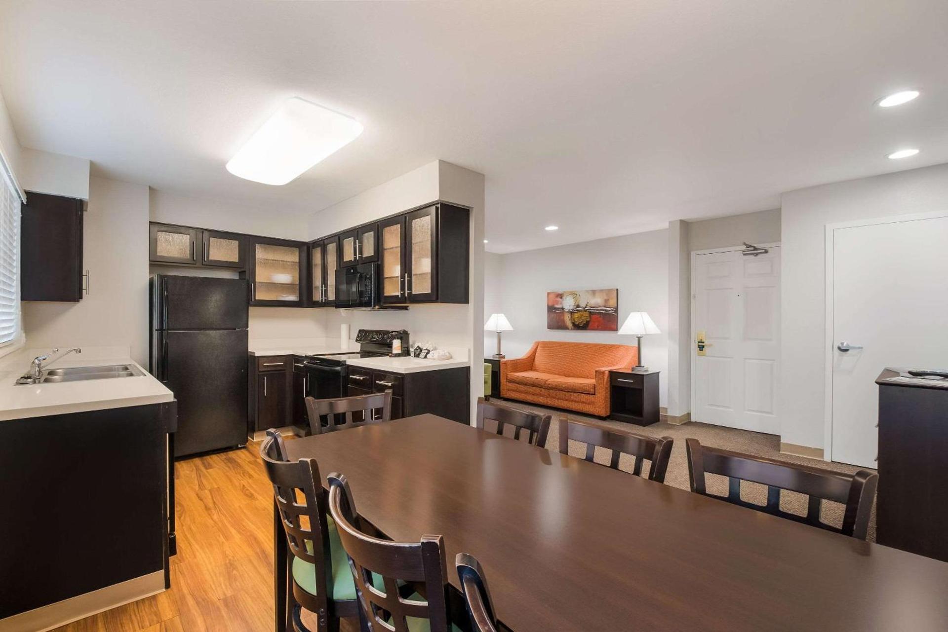 MainStay Suites Chattanooga Hamilton Place photo 24