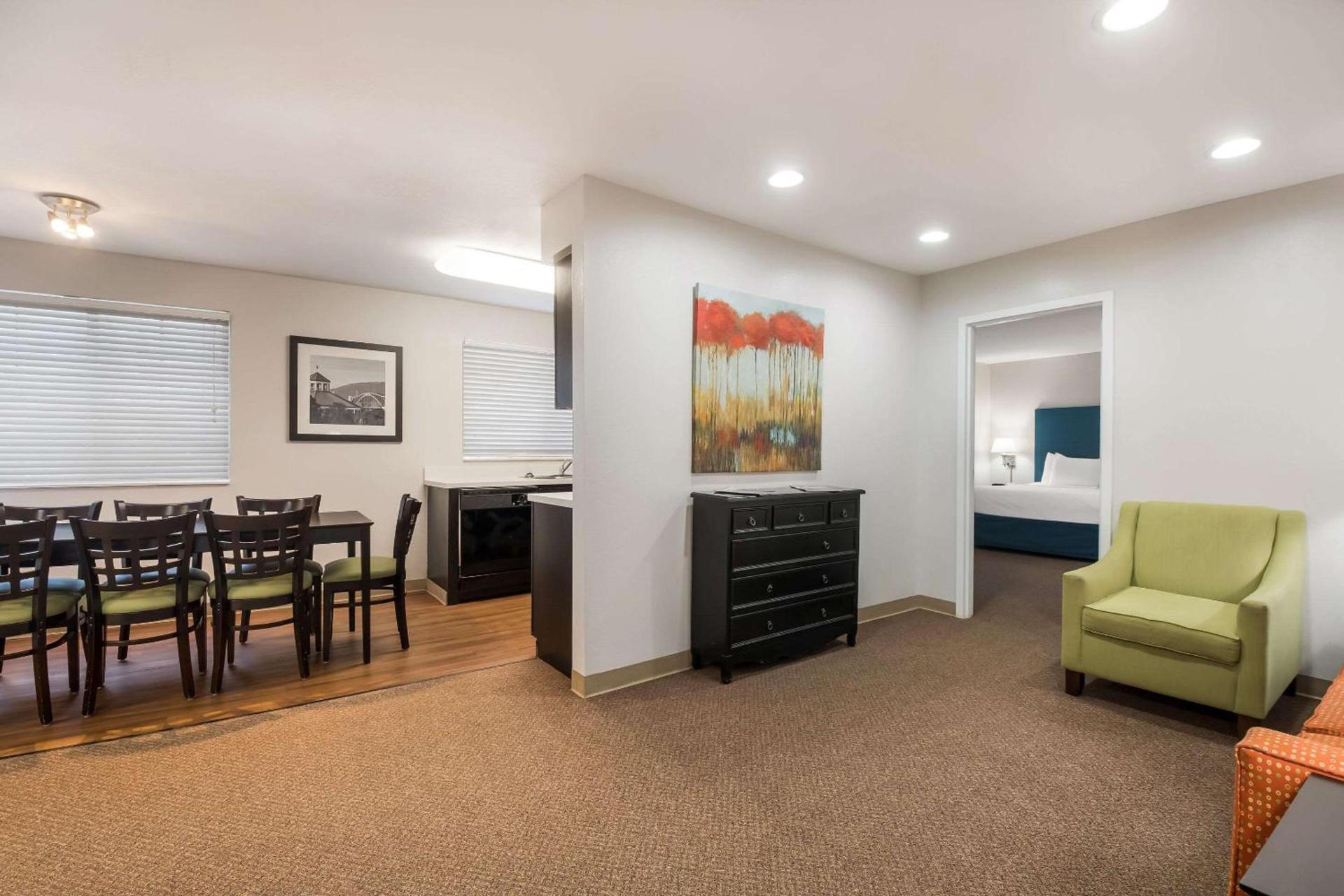 MainStay Suites Chattanooga Hamilton Place photo 20