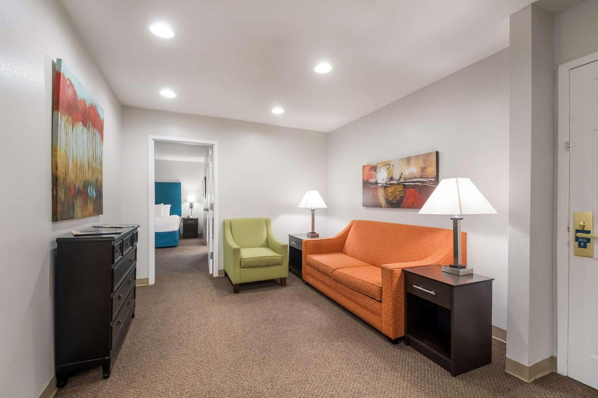 MainStay Suites Chattanooga Hamilton Place photo 21