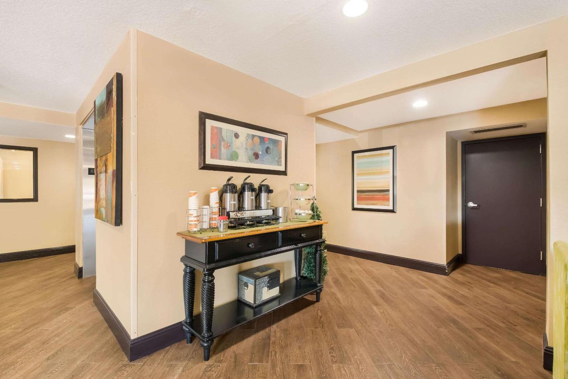 MainStay Suites Chattanooga Hamilton Place photo 33