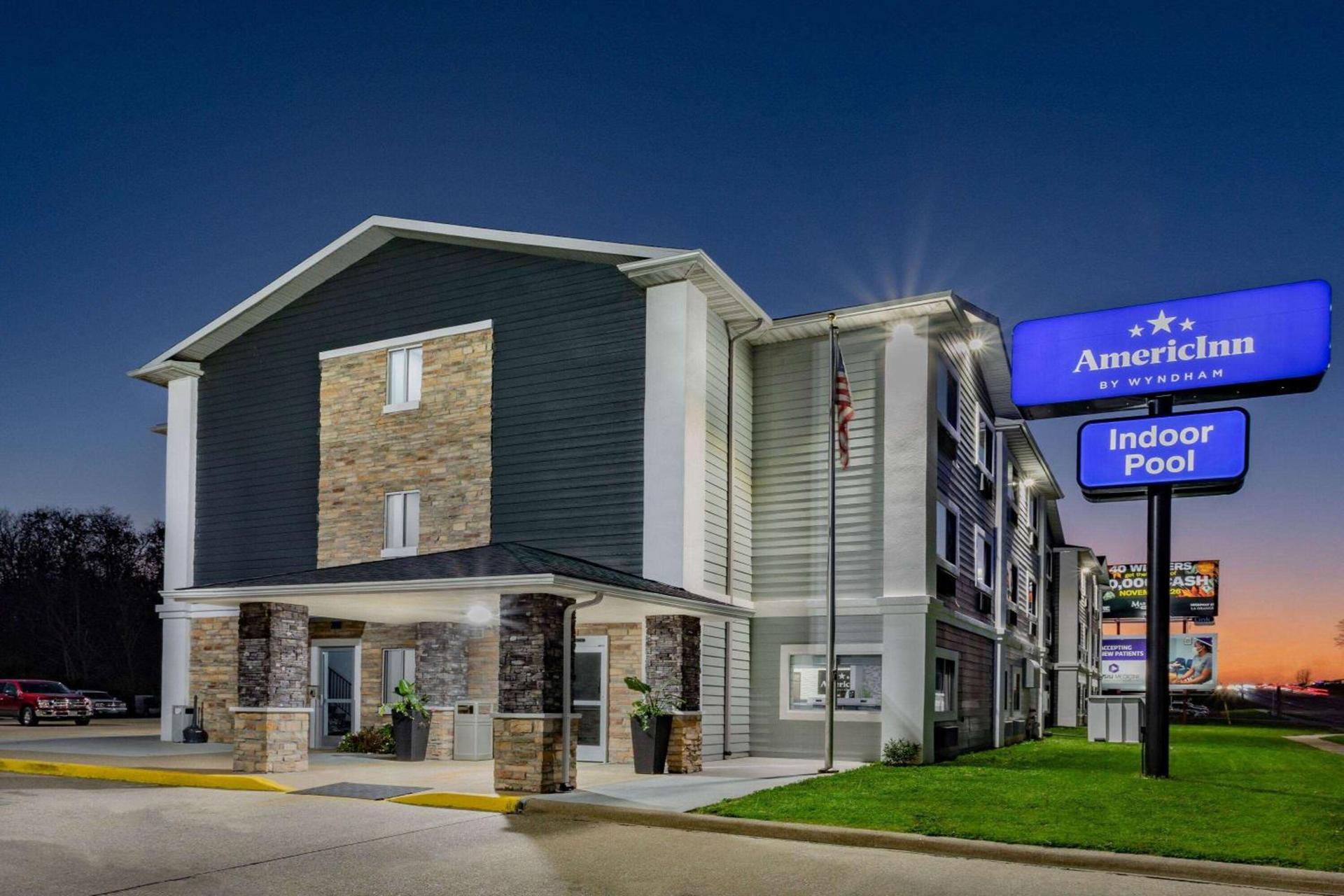 AmericInn by Wyndham Quincy photo 3