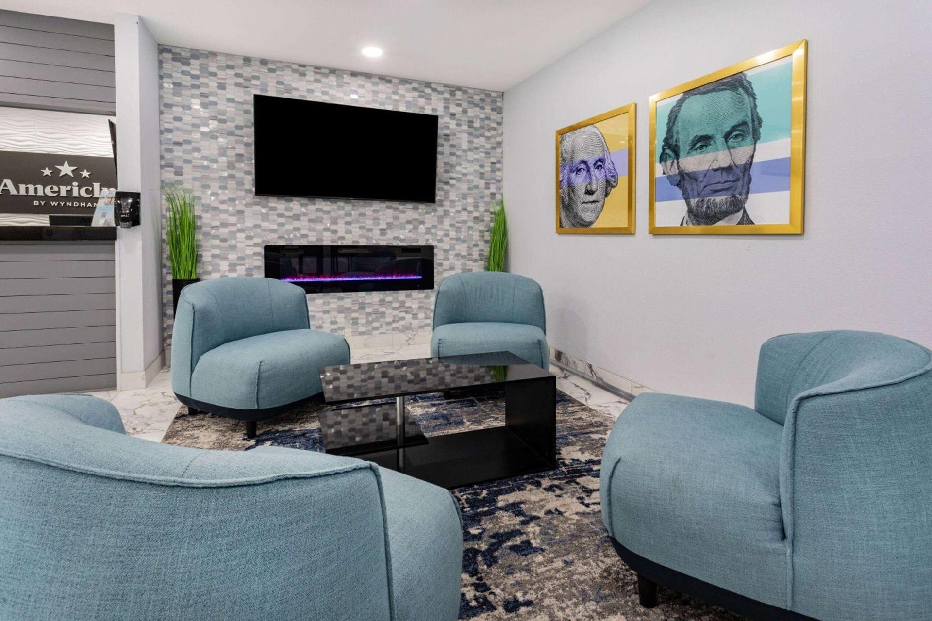 AmericInn by Wyndham Quincy photo 6