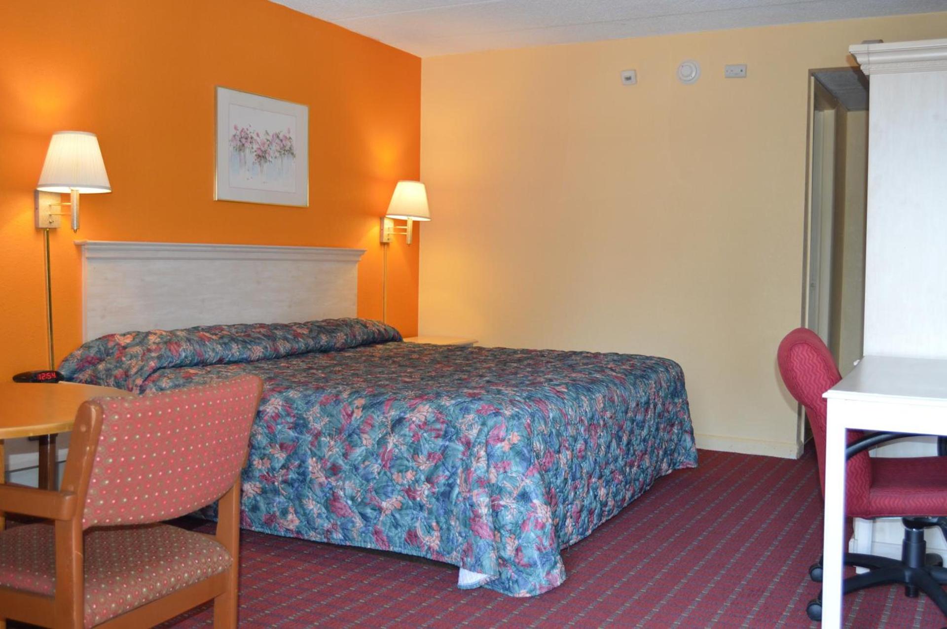 Travelers Inn photo 26