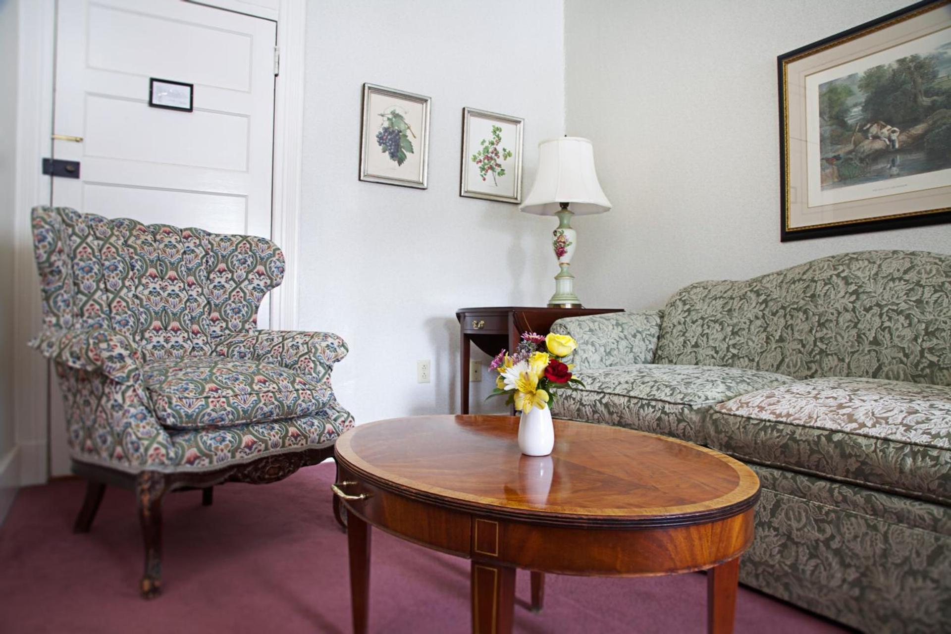 The Red Lion Inn photo 30
