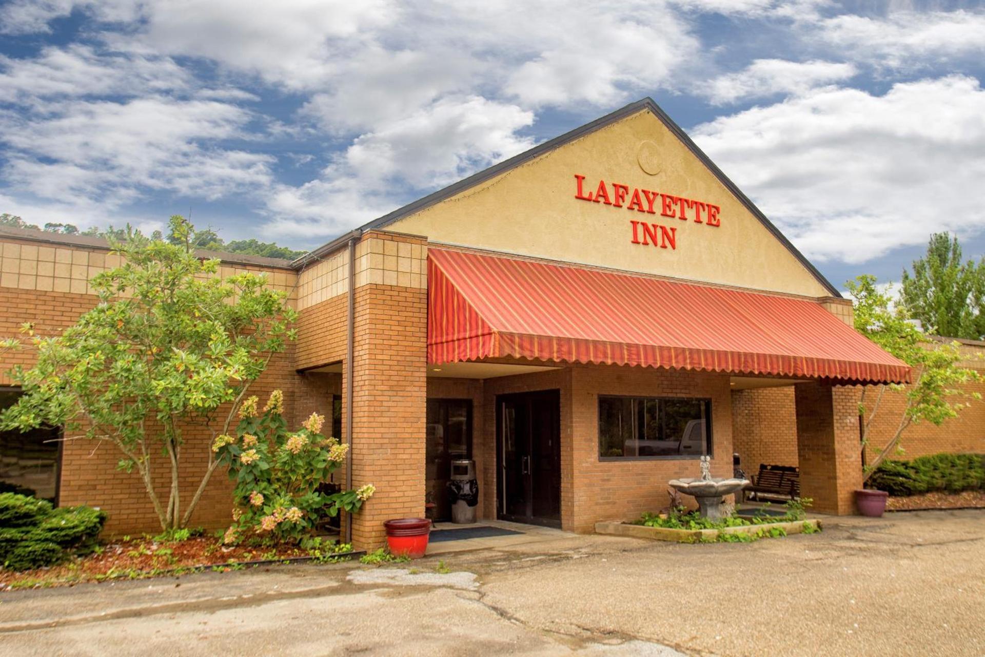 Lafayette Inn photo 1