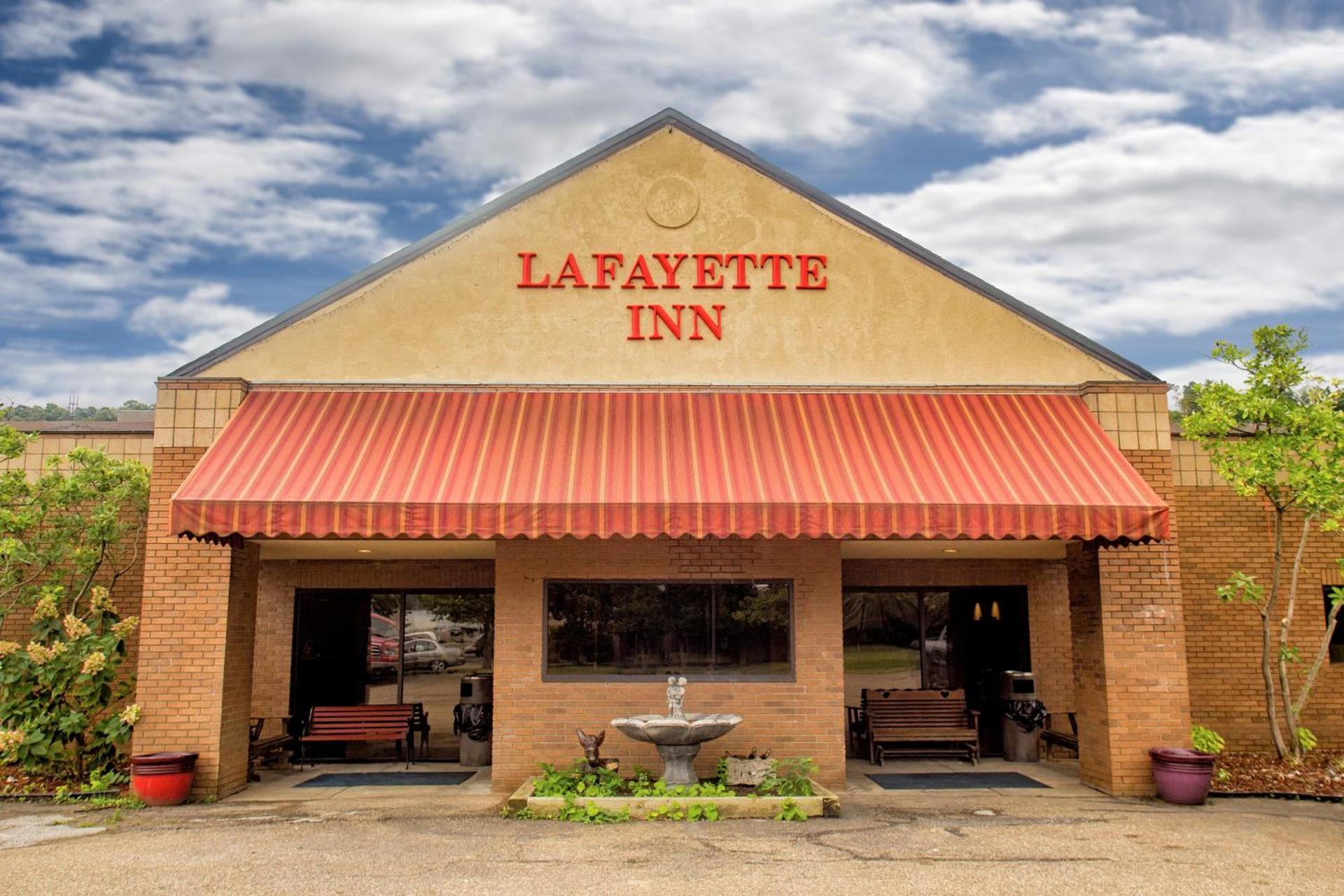 Lafayette Inn photo 5