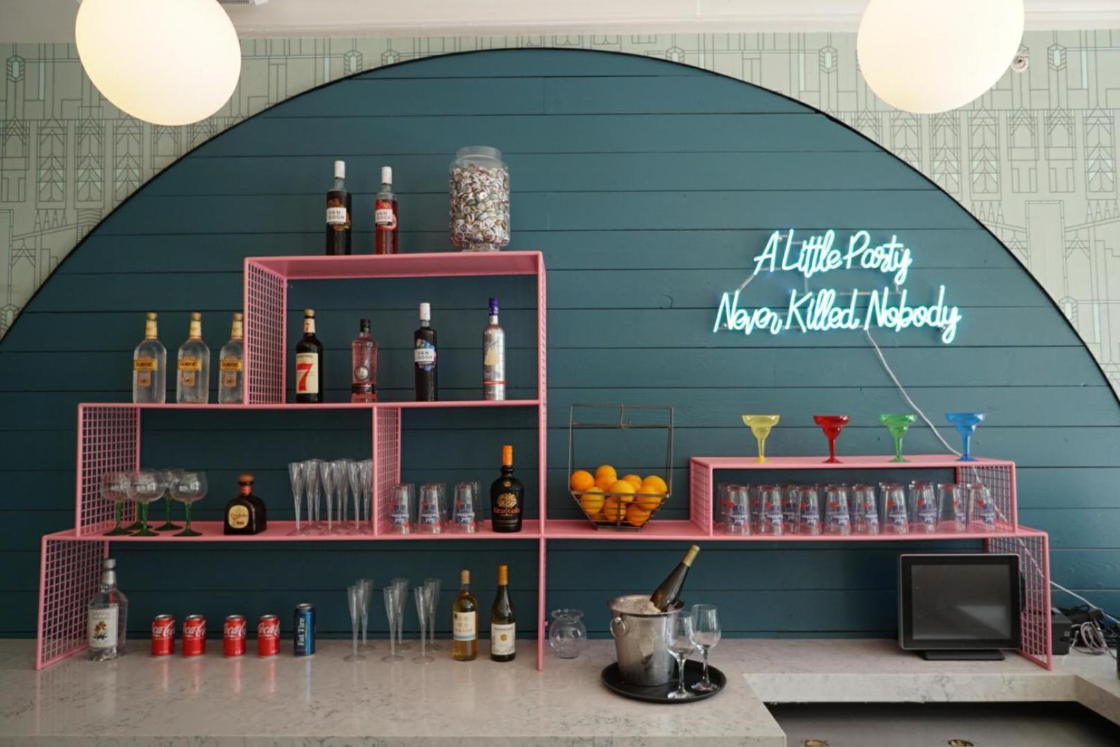 Beds n' Drinks photo 50