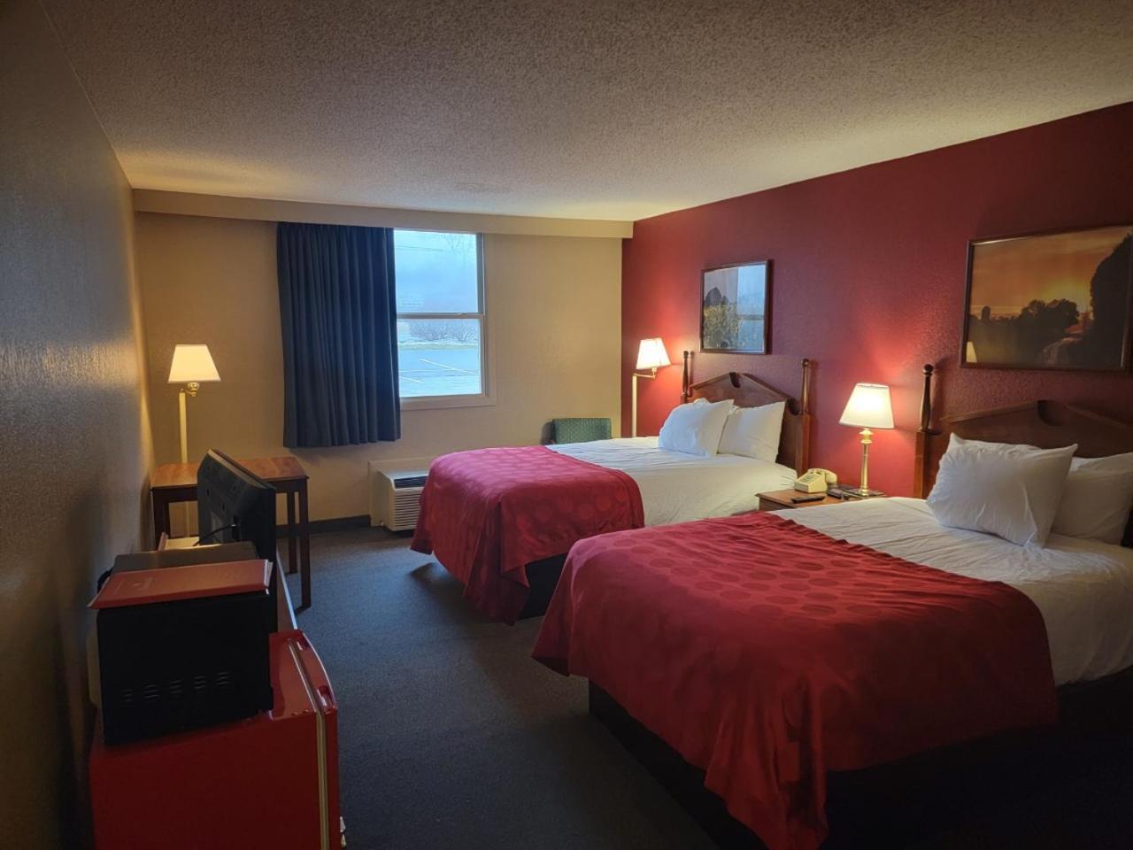 Ramada by Wyndham Angola/Fremont Area photo 44