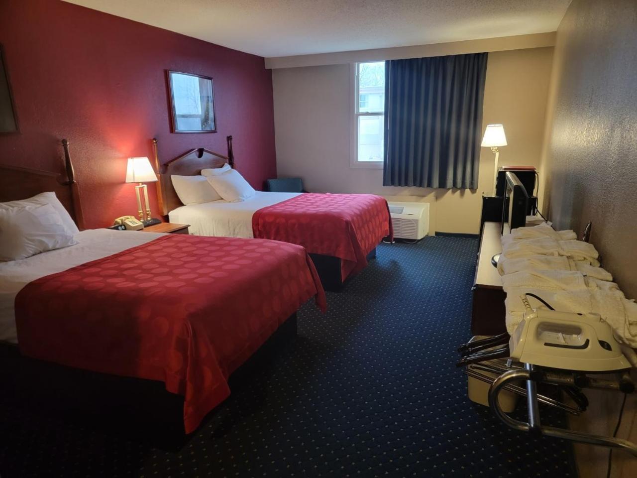 Ramada by Wyndham Angola/Fremont Area photo 50