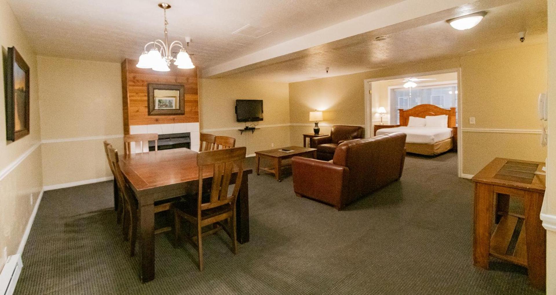 Multi Resorts at Lift Lodge photo 39