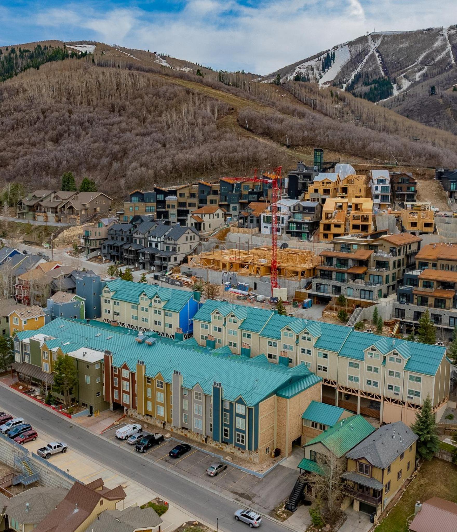 Multi Resorts at Lift Lodge photo 3