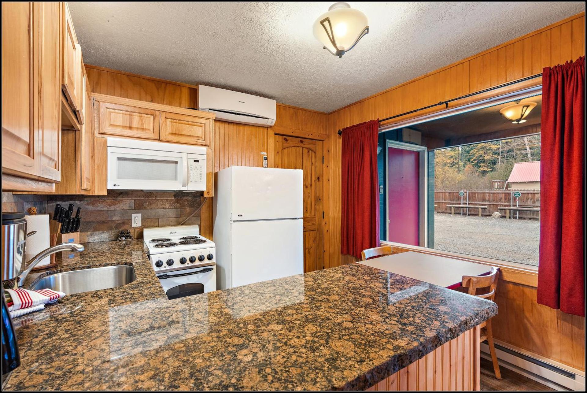 Brundage Bungalows photo 100