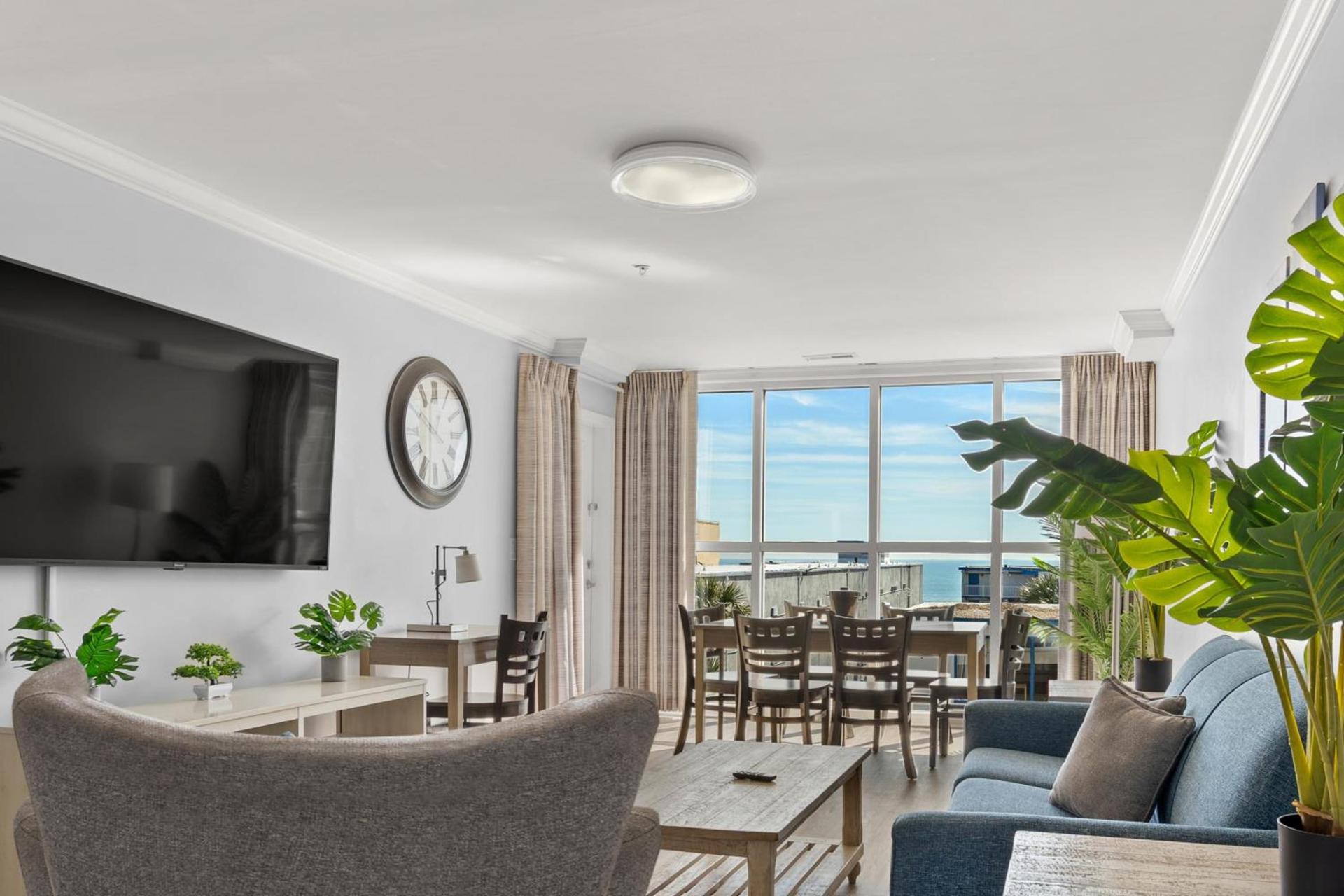 Ocean Escape Condos photo 68