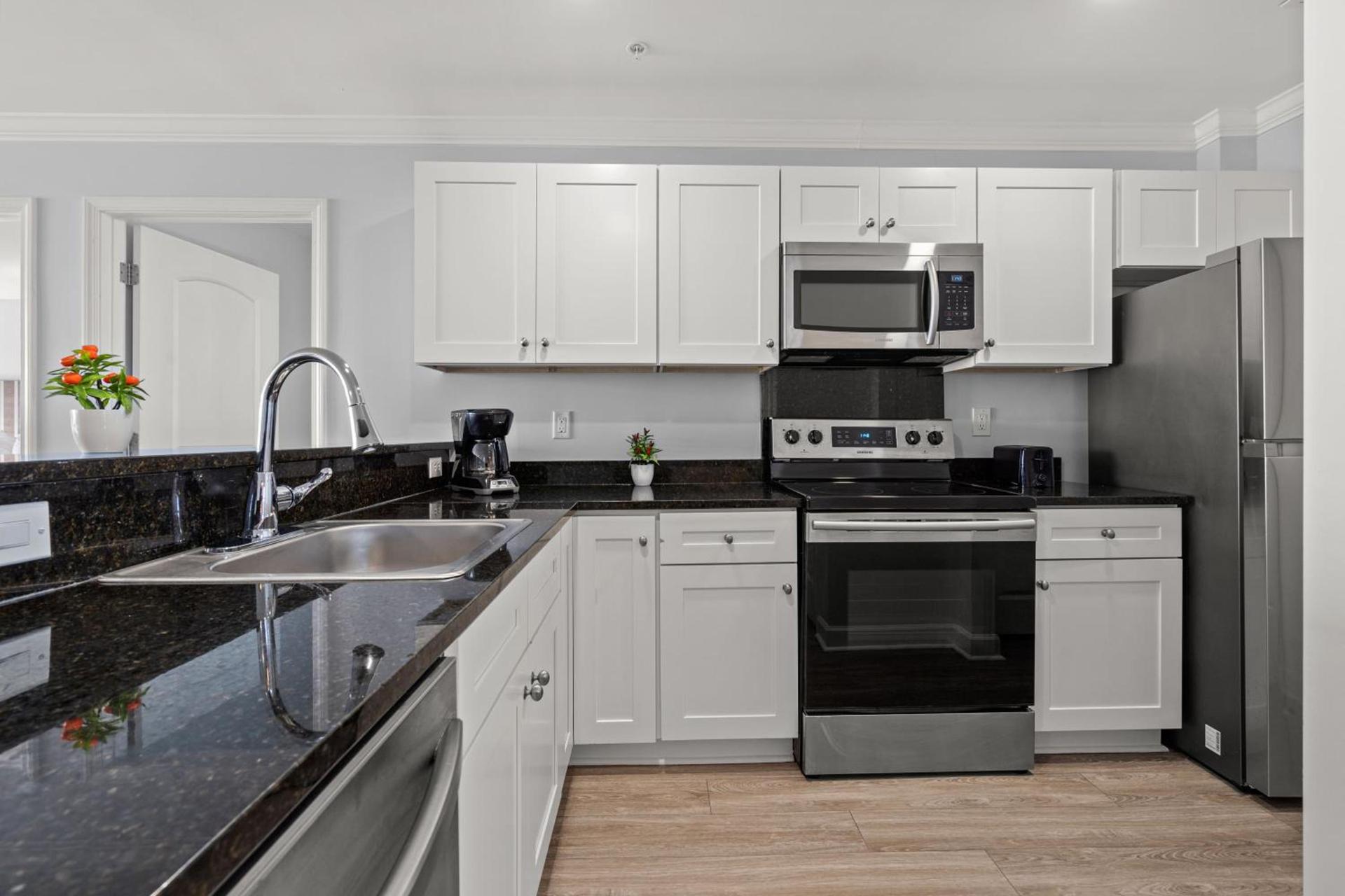 Ocean Escape Condos photo 64