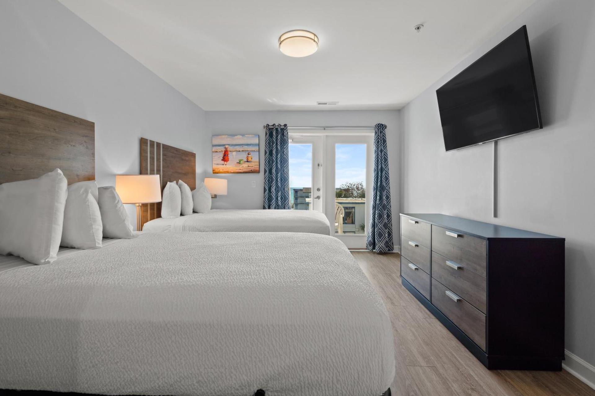 Ocean Escape Condos photo 56