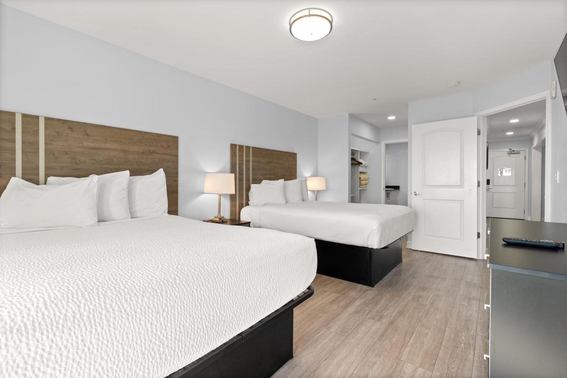 Ocean Escape Condos photo 31