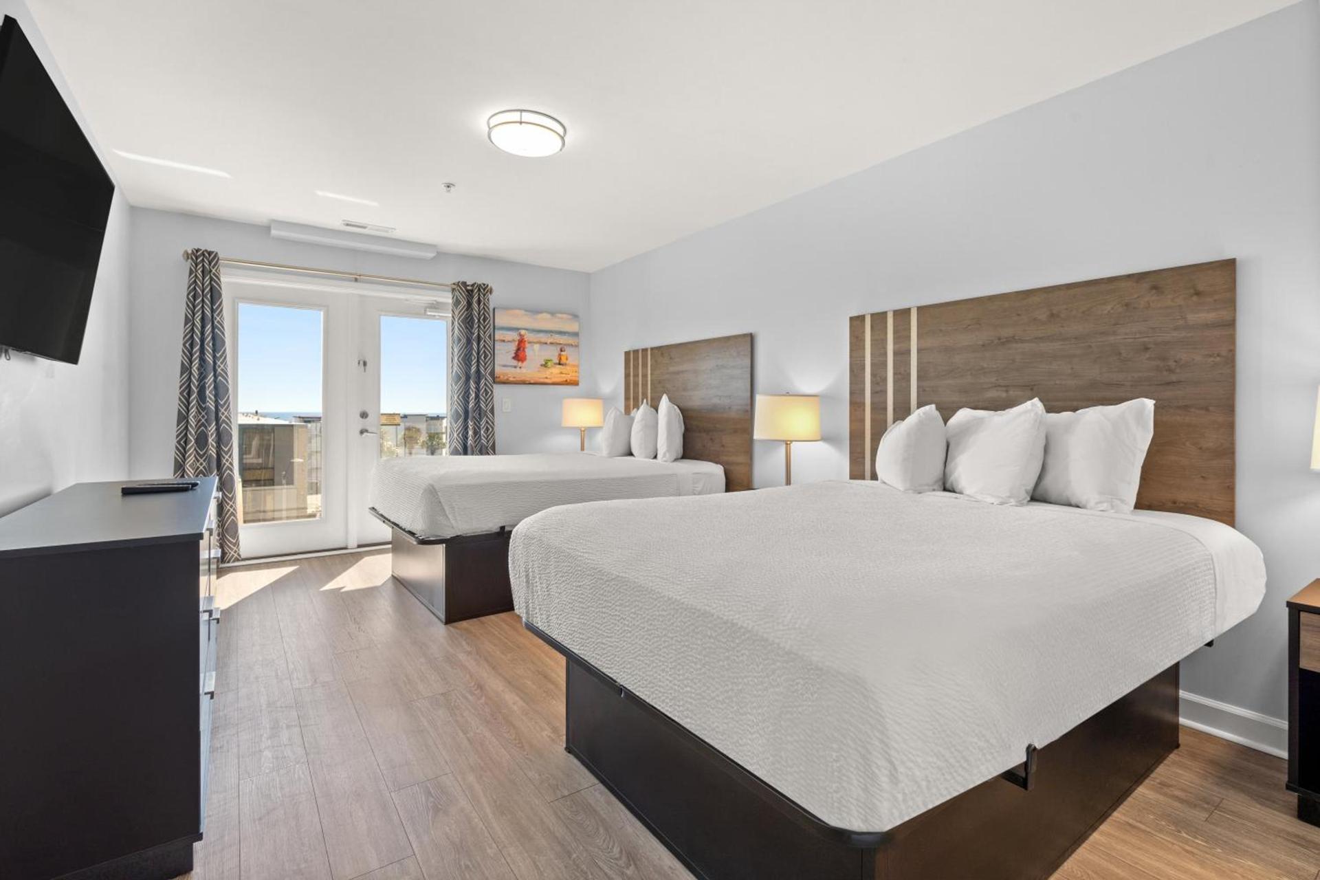 Ocean Escape Condos photo 26