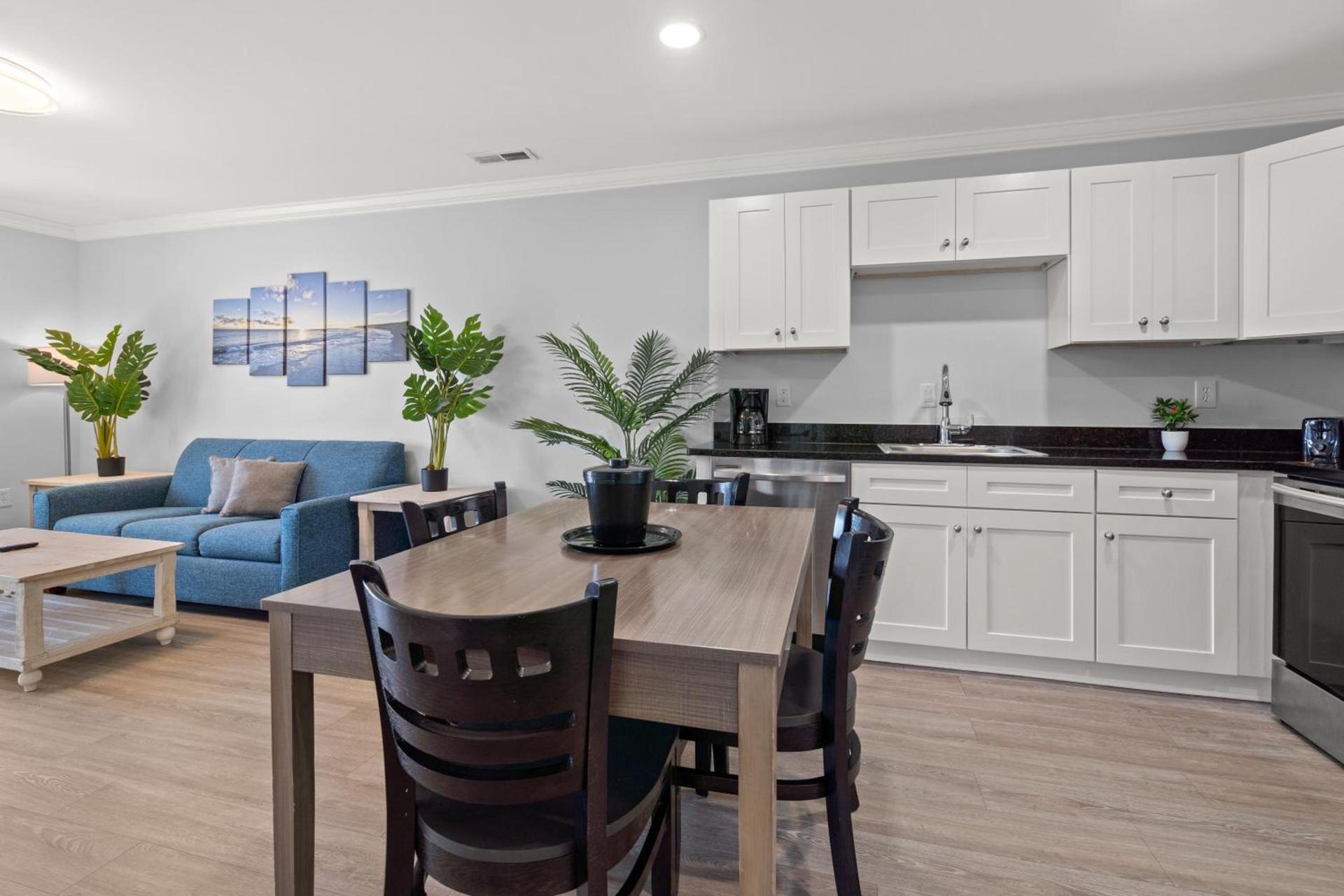 Ocean Escape Condos photo 35