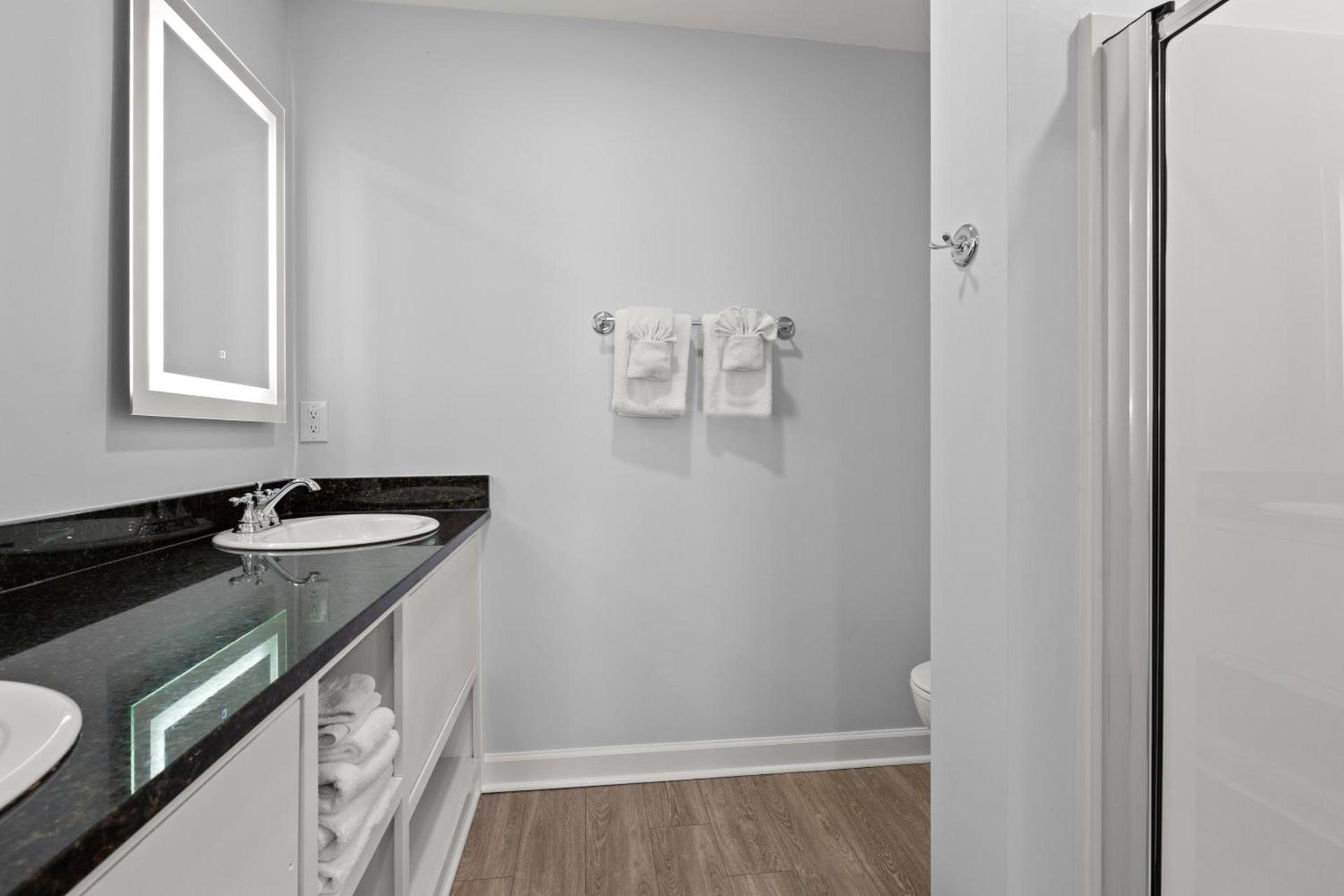 Ocean Escape Condos photo 99