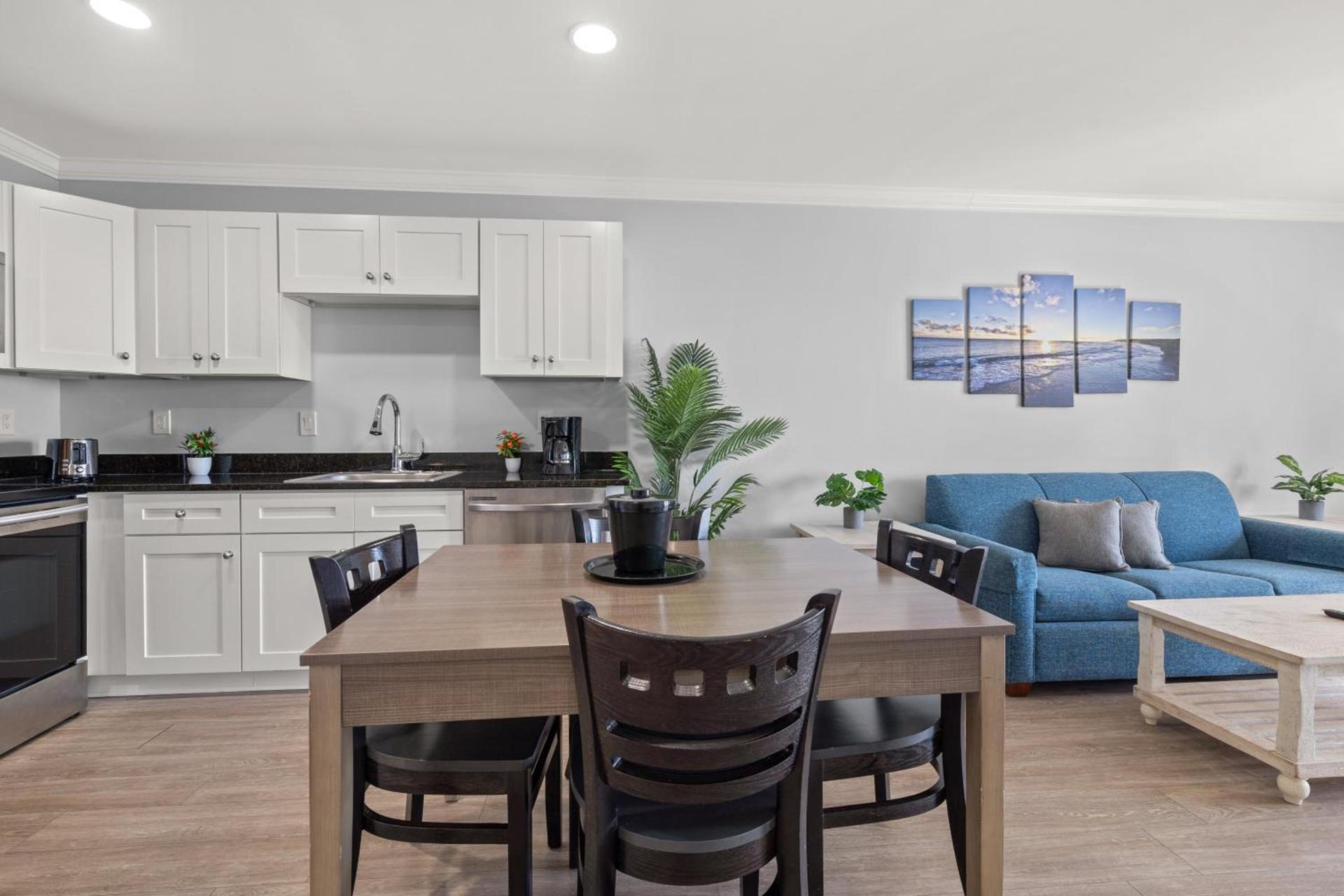 Ocean Escape Condos photo 45