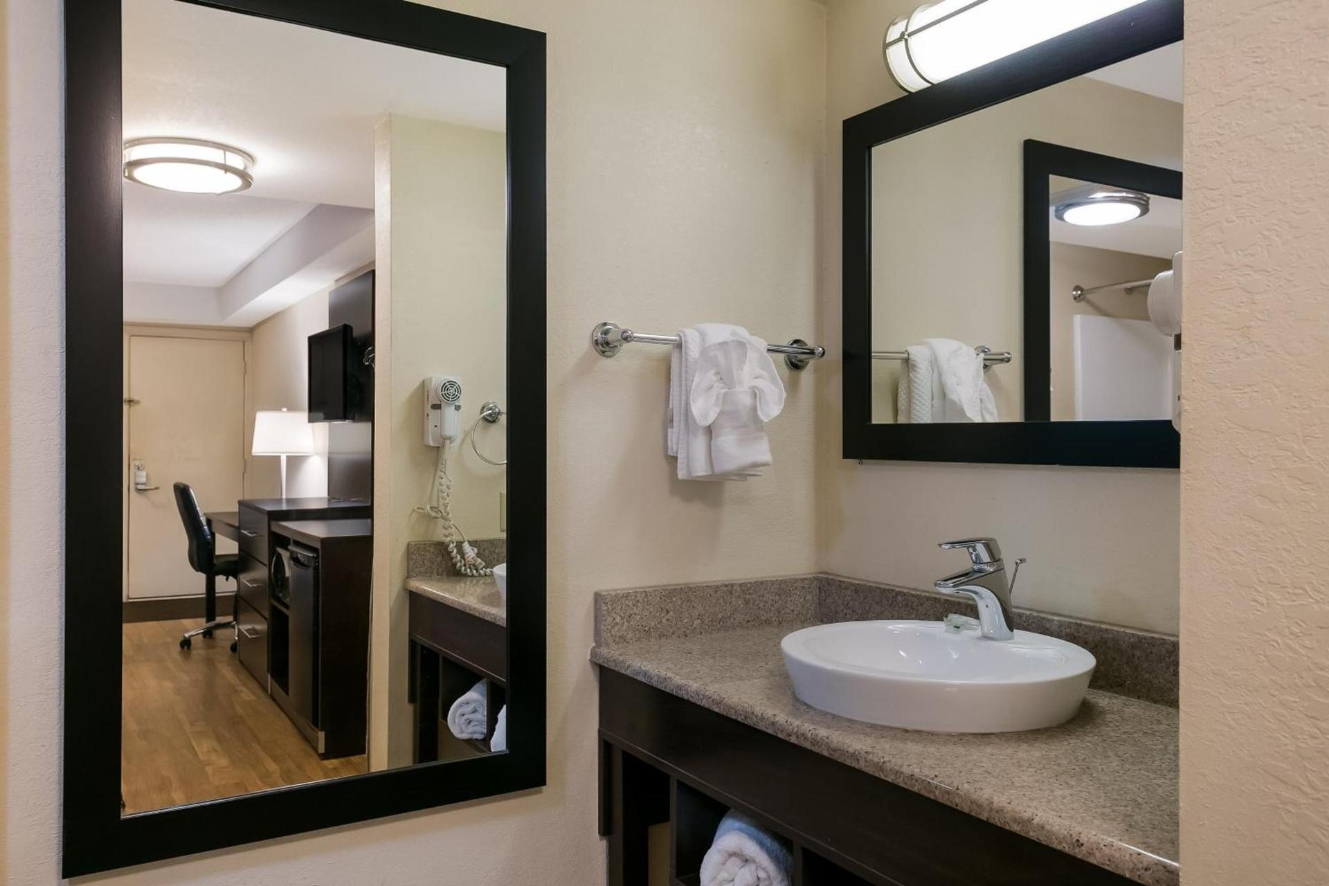 Red Roof Inn Hershey photo 19