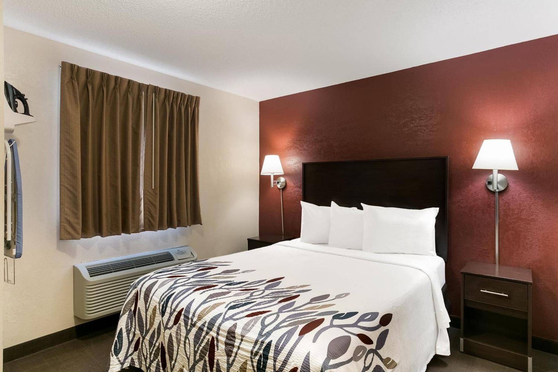 Red Roof Inn Hershey photo 13