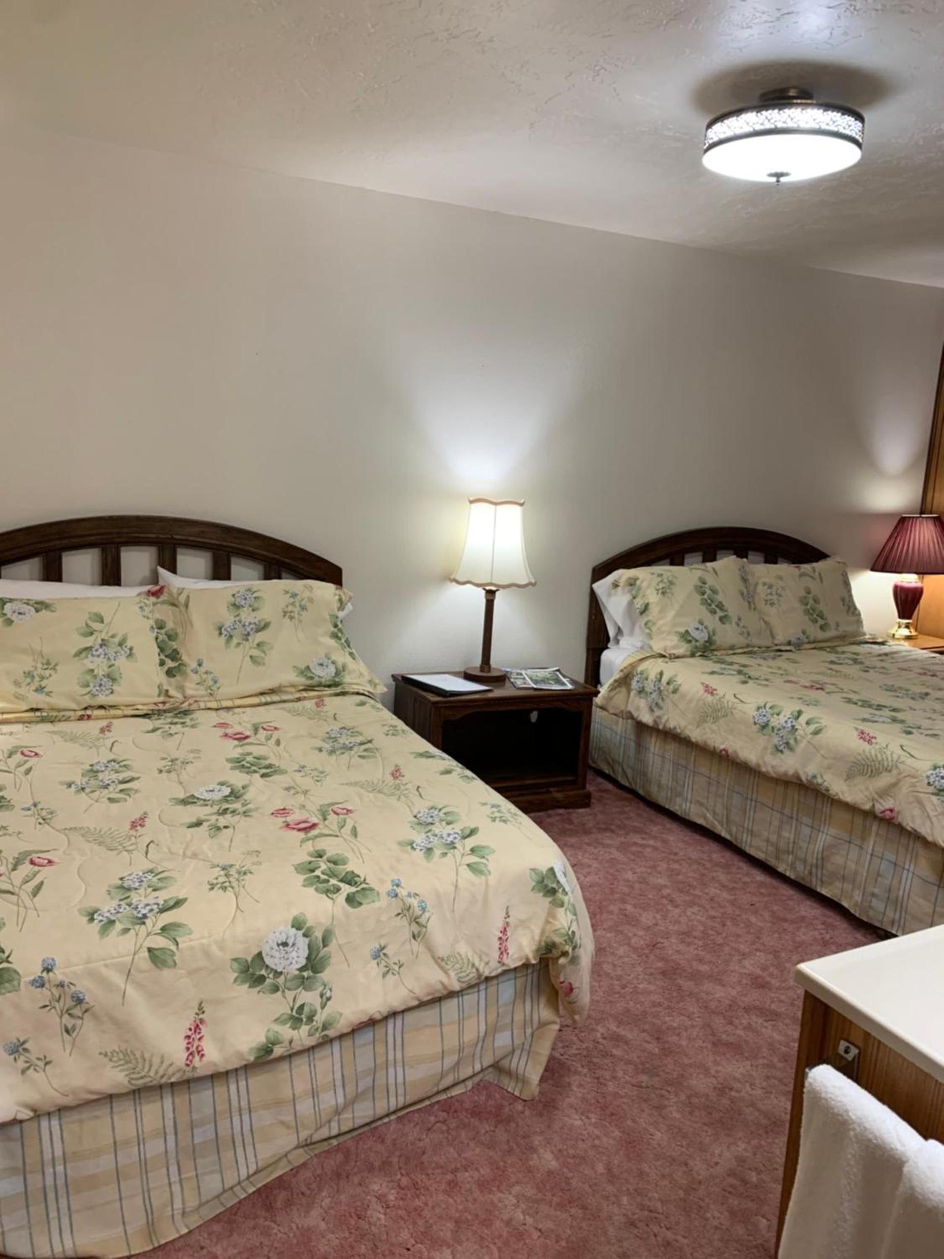 Patrick Creek Lodge photo 79