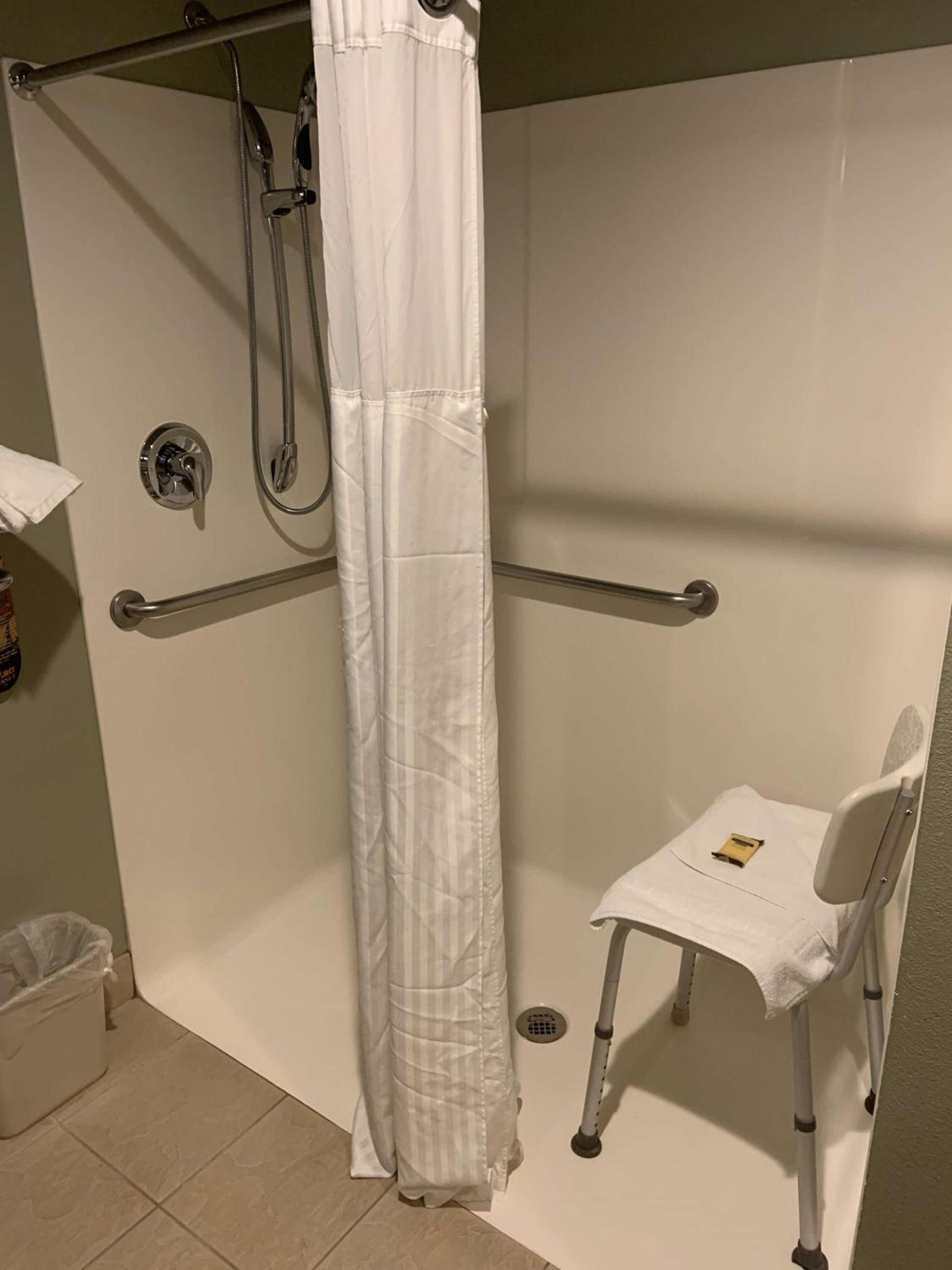 Best Western Plus Kennewick Inn photo 18
