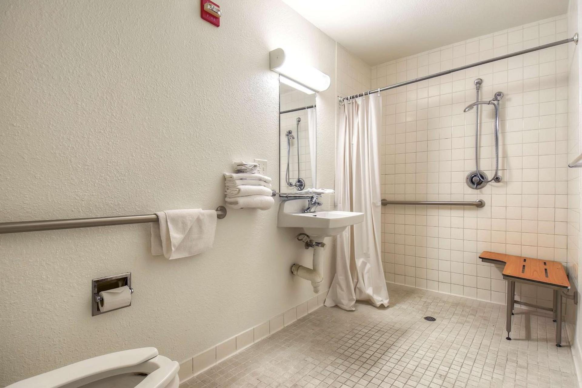 Motel 6-San Diego, CA - North photo 13